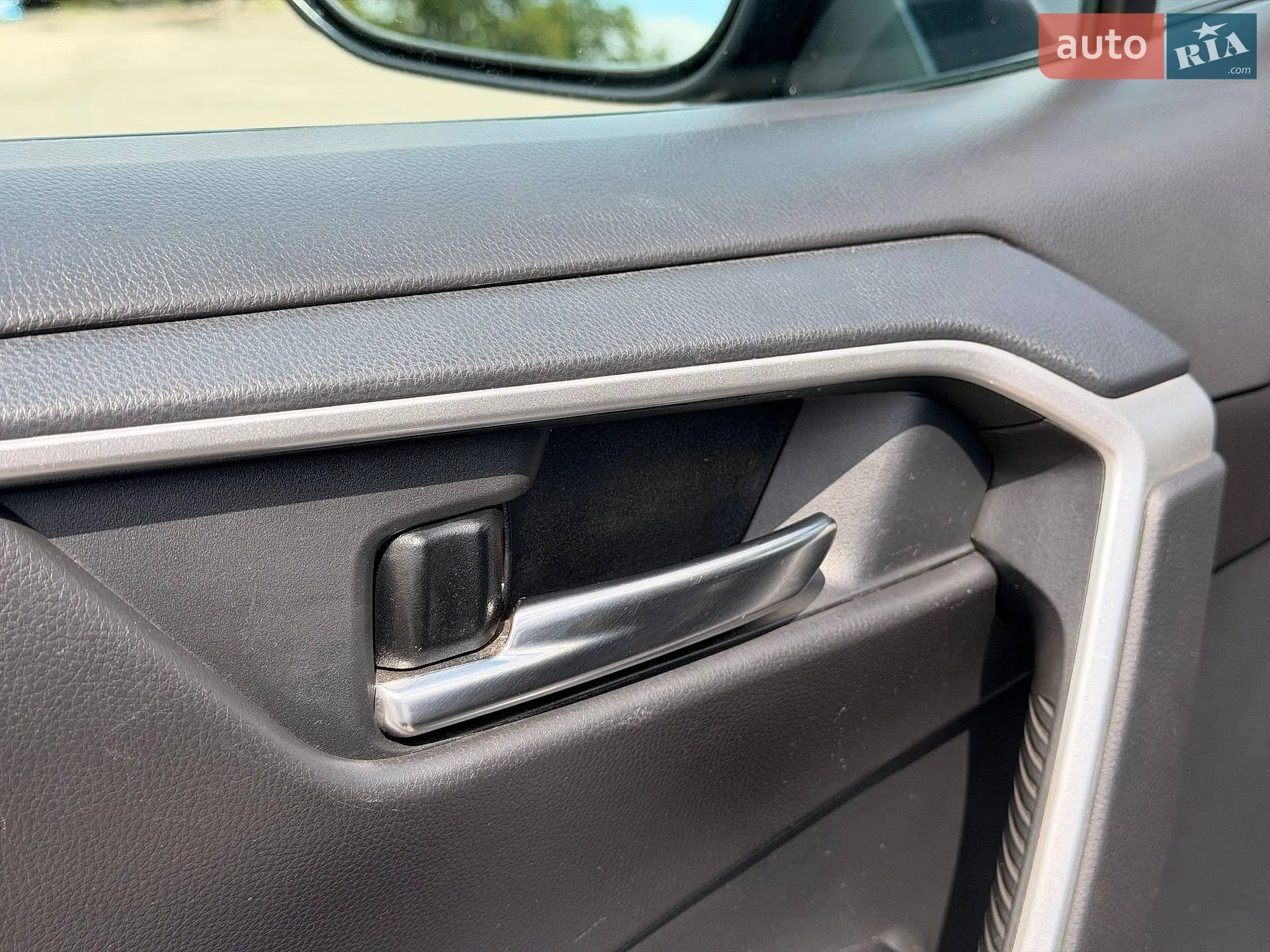 2019 Toyota RAV 4 - мініатюра 43
