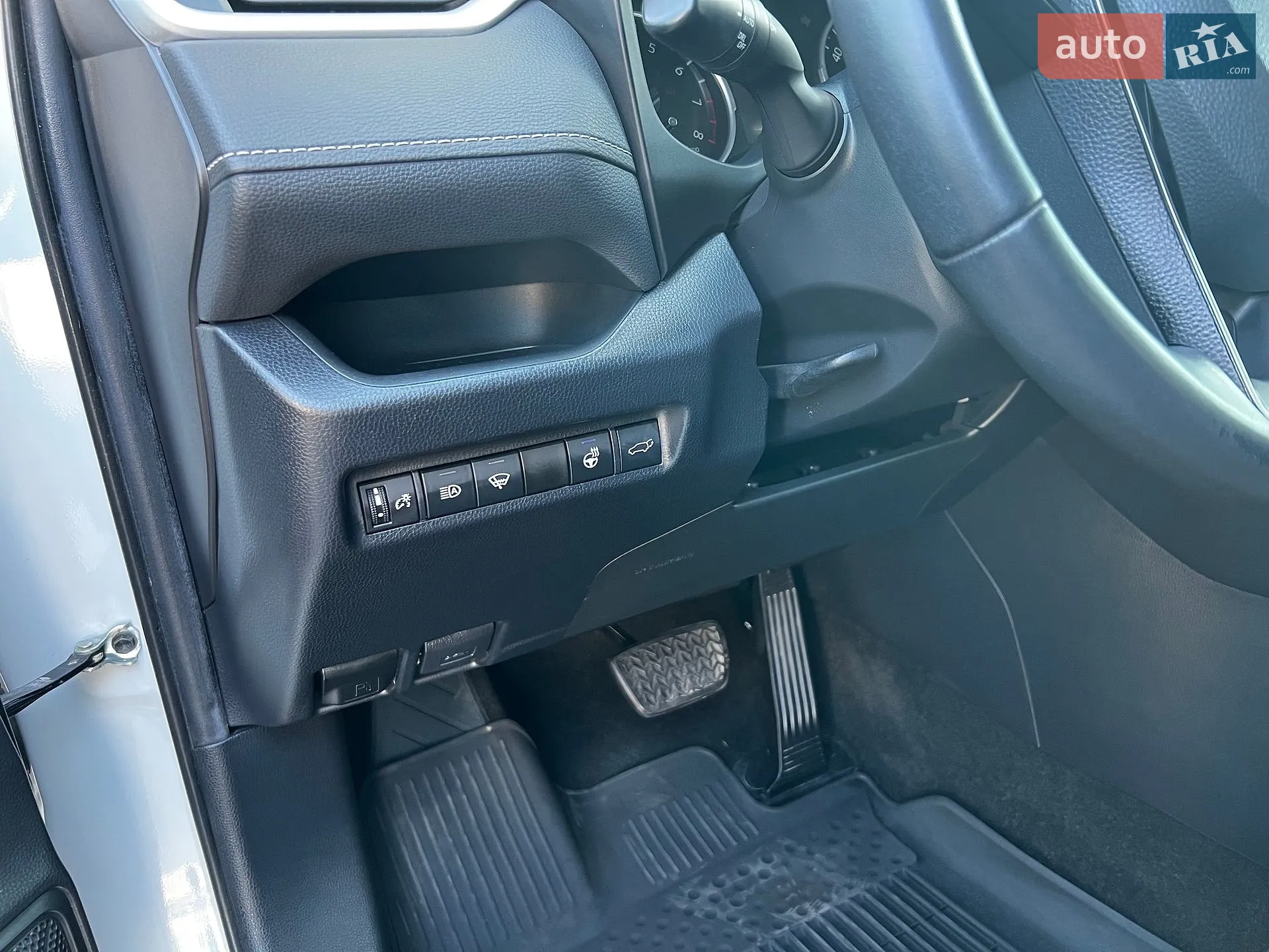 2019 Toyota RAV 4 - мініатюра 18