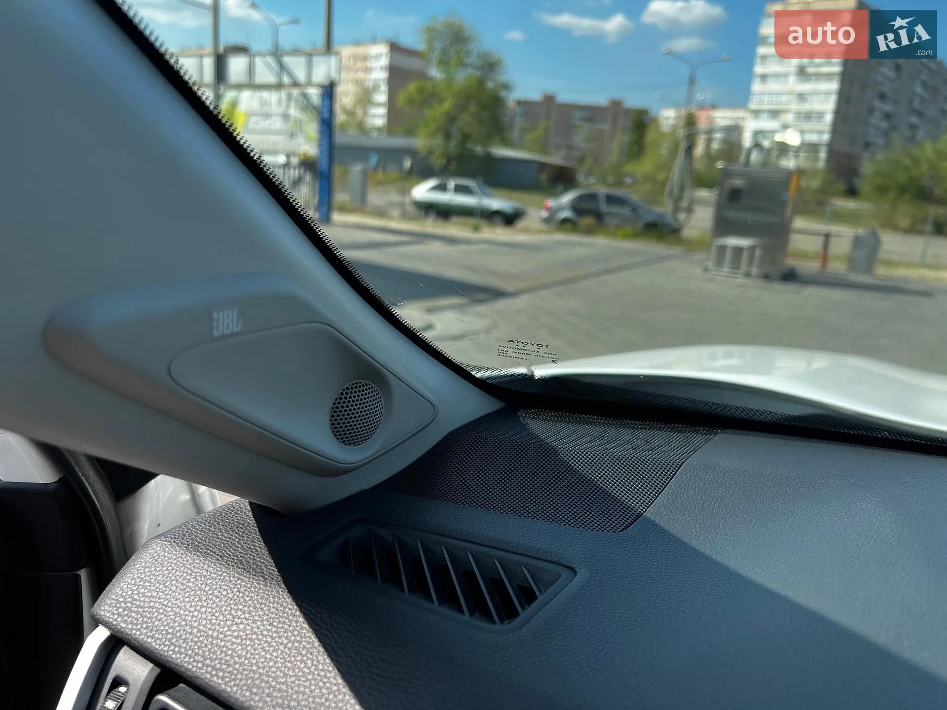 2019 Toyota RAV 4 - мініатюра 20