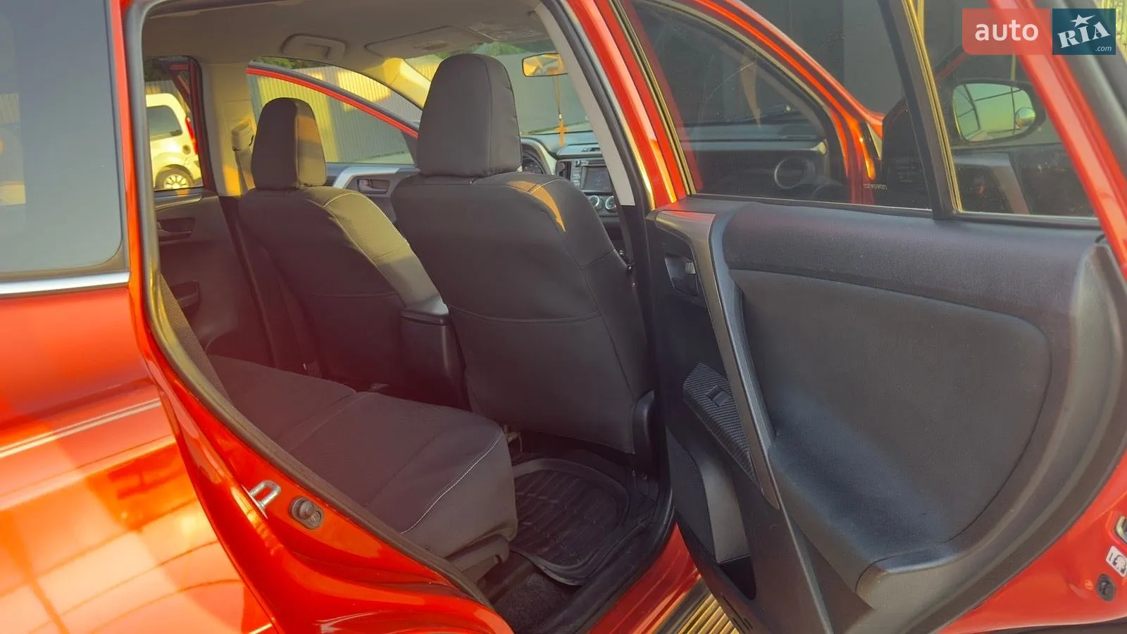 2015 Toyota RAV 4 - мініатюра 35