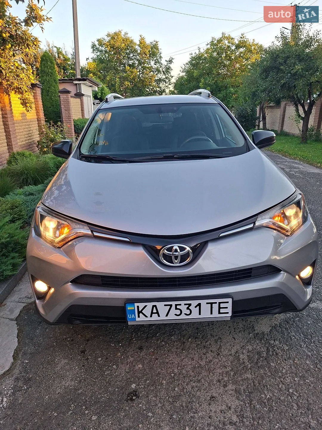 2016 Toyota RAV 4 - мініатюра 3