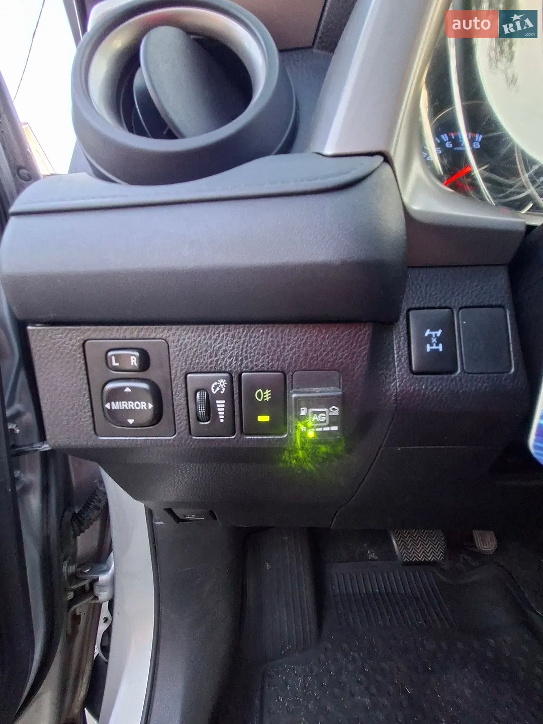 2016 Toyota RAV 4 - мініатюра 30