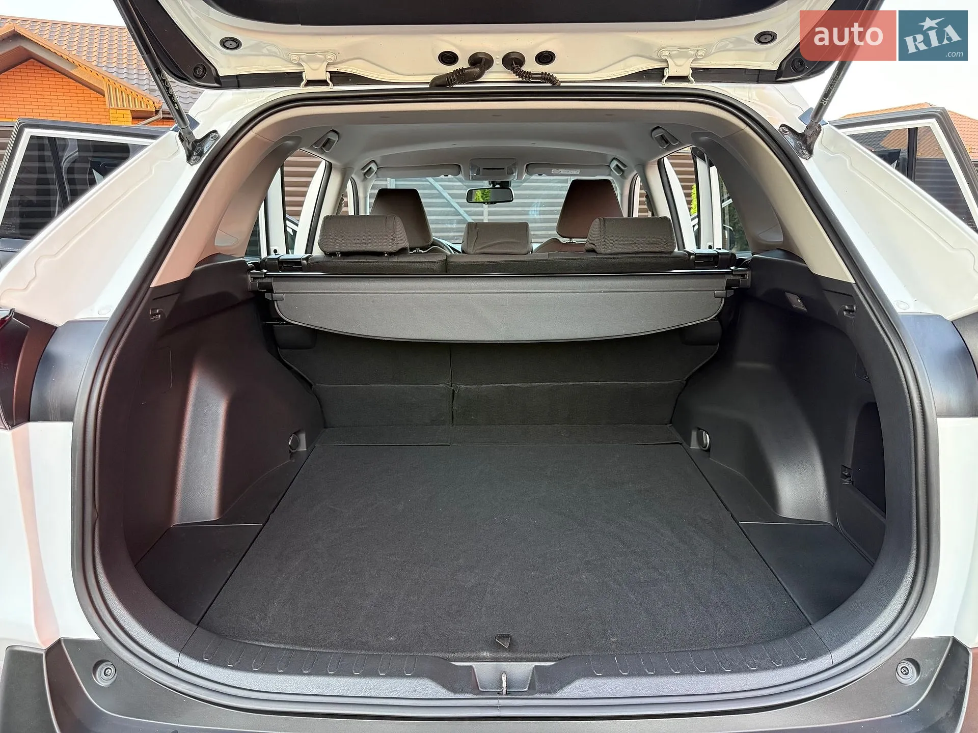 2019 Toyota RAV 4 - мініатюра 72