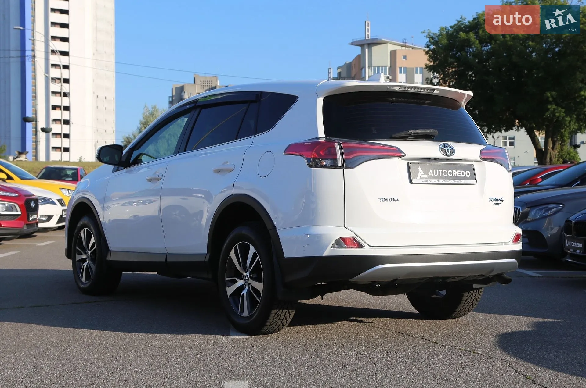 2017 Toyota RAV 4 - мініатюра 5