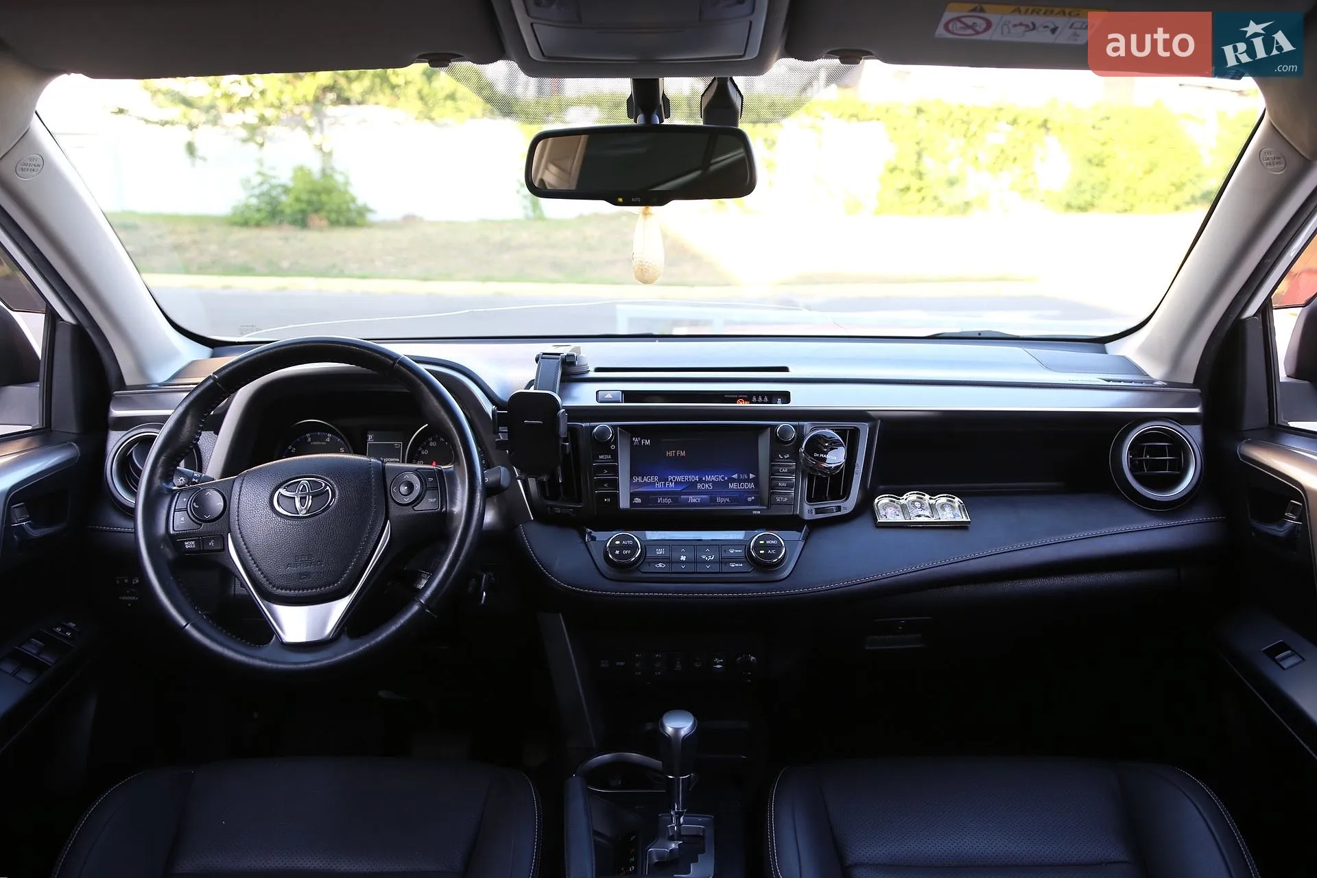 2017 Toyota RAV 4 - мініатюра 14