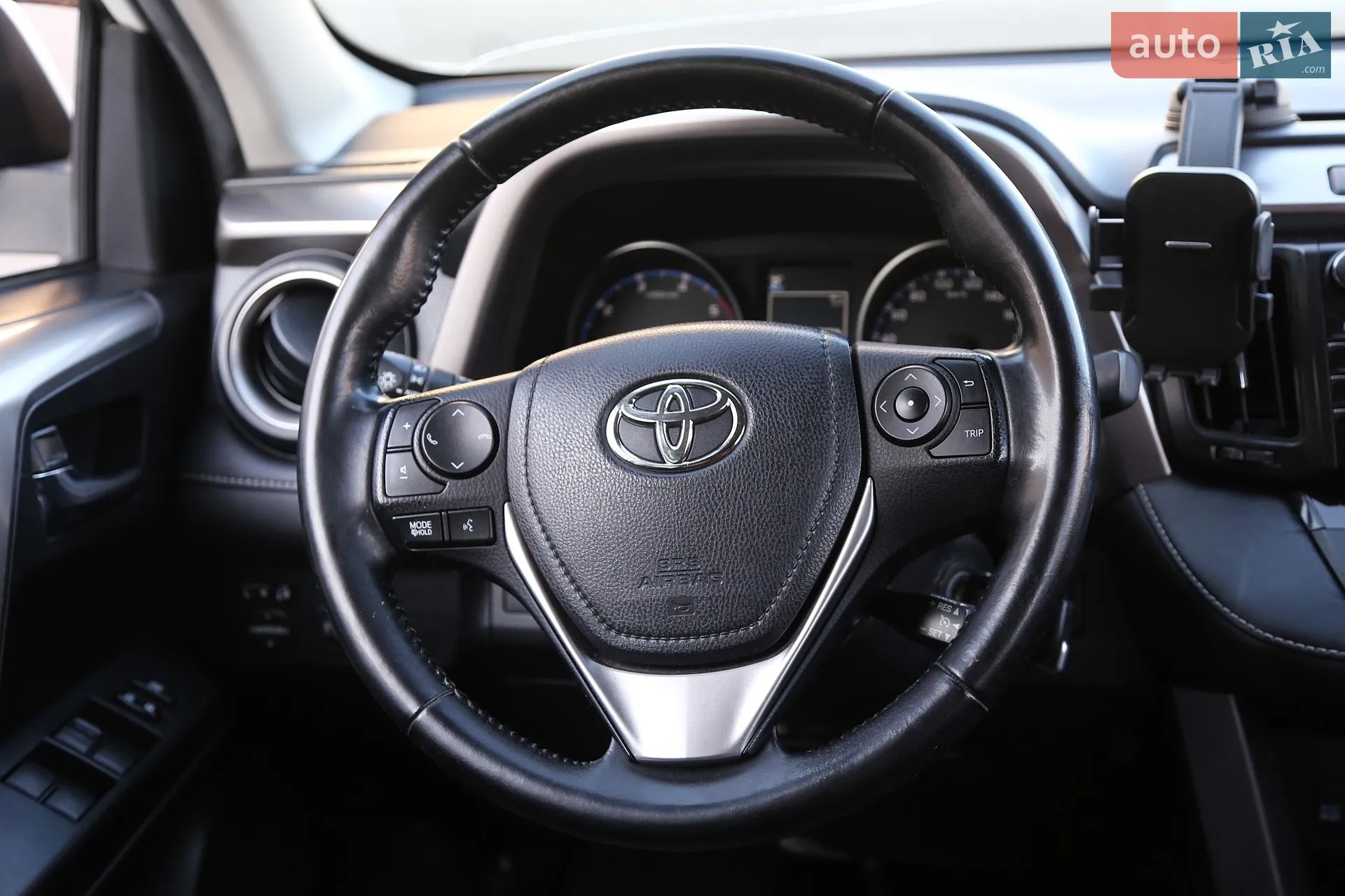 2017 Toyota RAV 4 - мініатюра 16