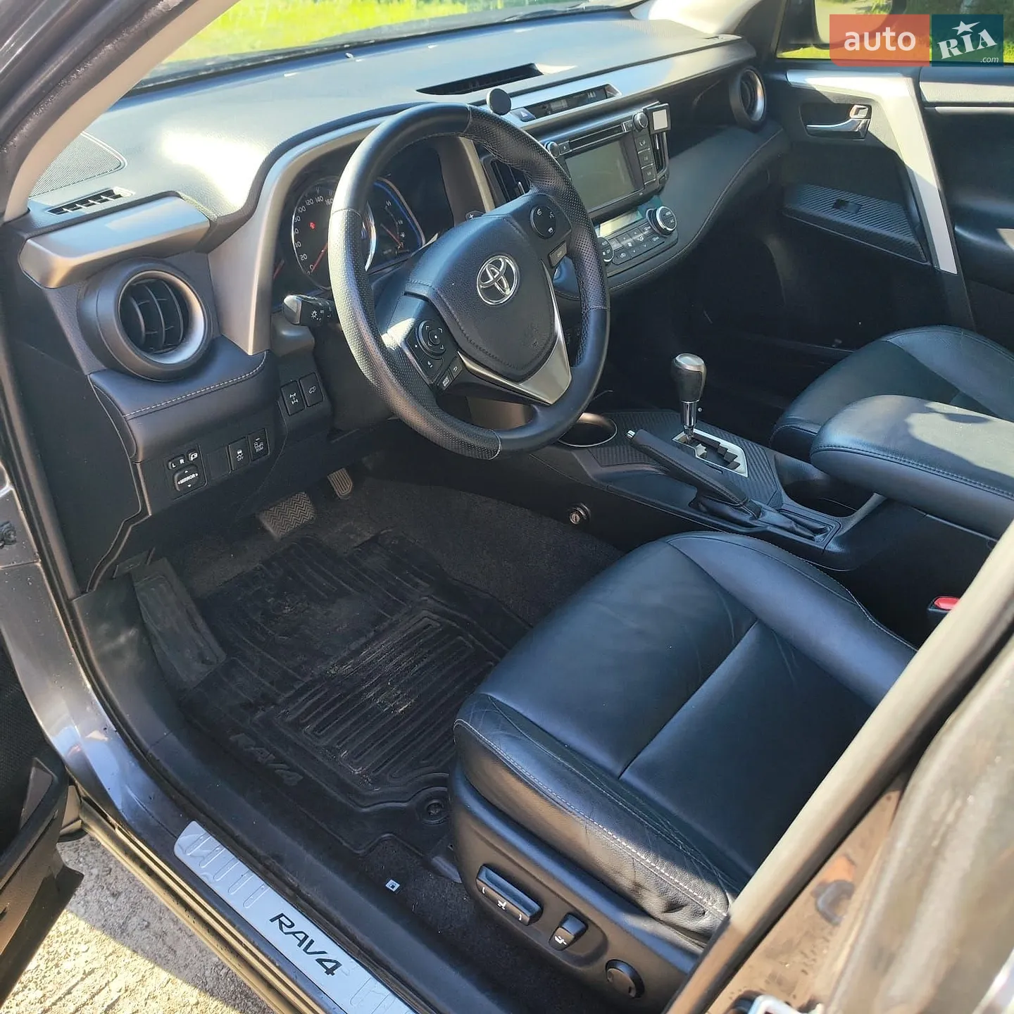 2013 Toyota RAV 4 - мініатюра 8