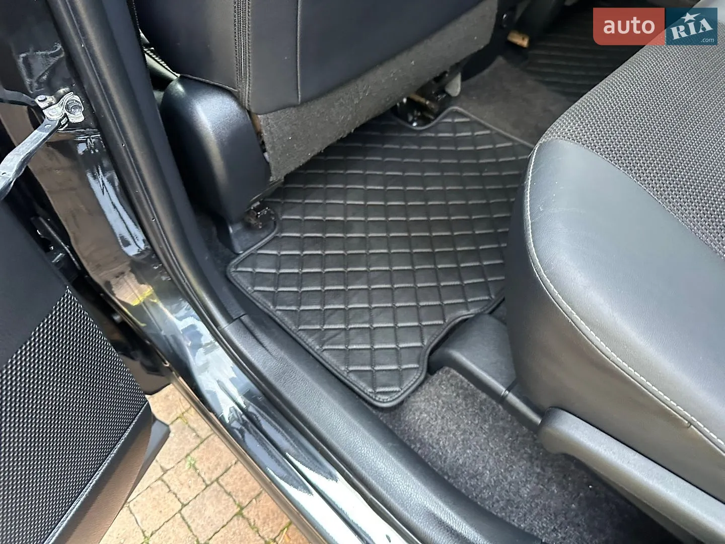 2016 Toyota RAV 4 - мініатюра 100