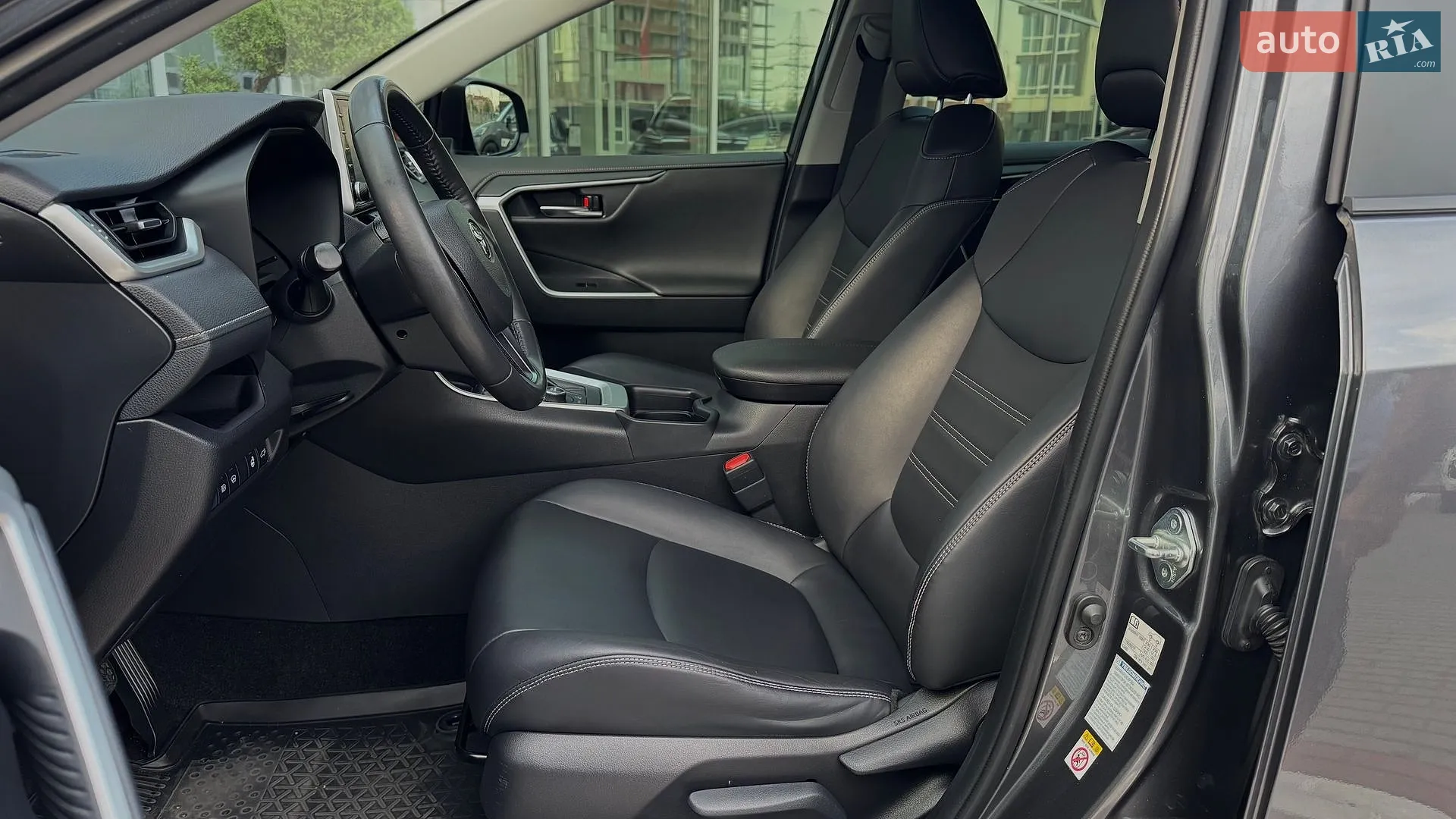 2019 Toyota RAV 4 - мініатюра 19