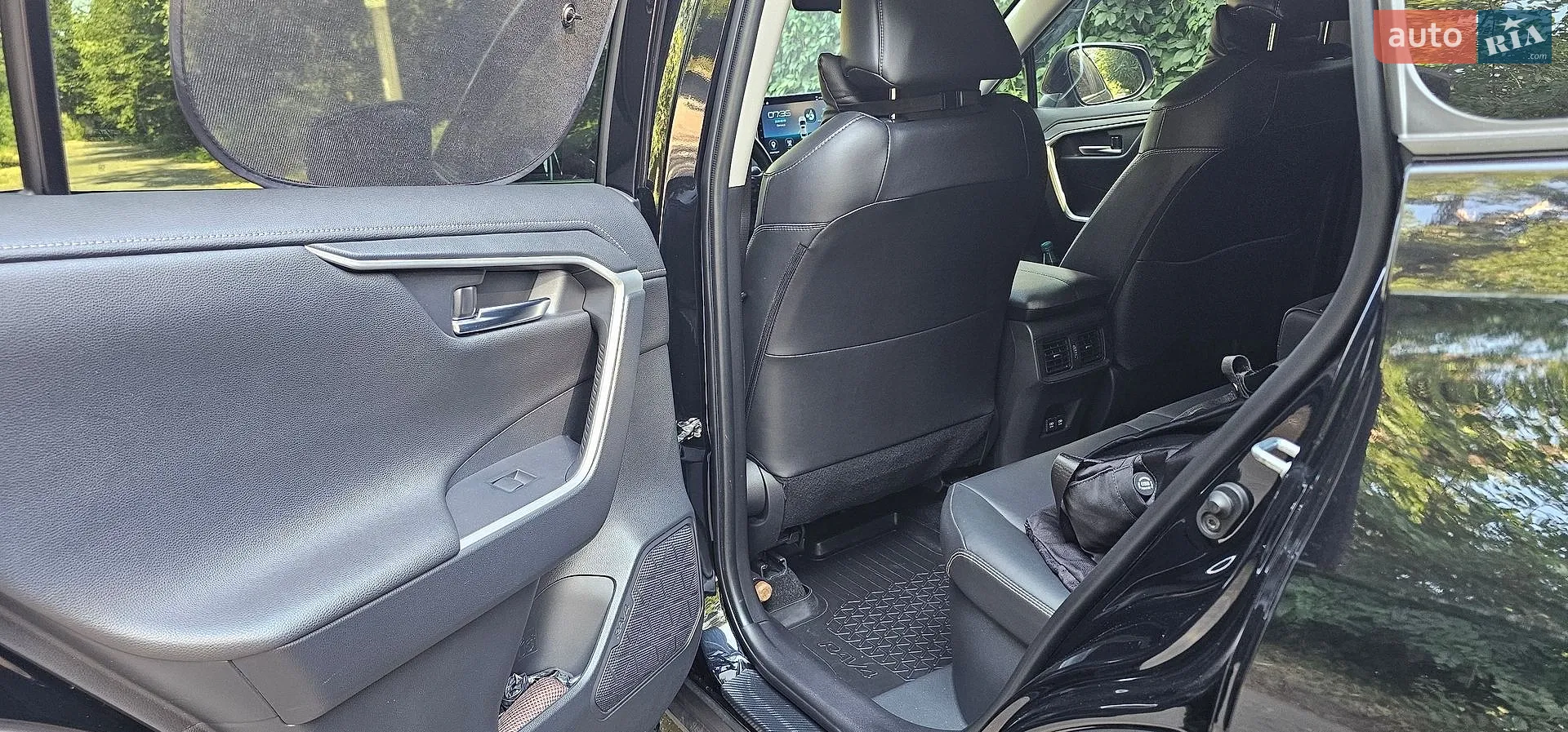 2019 Toyota RAV 4 - мініатюра 17
