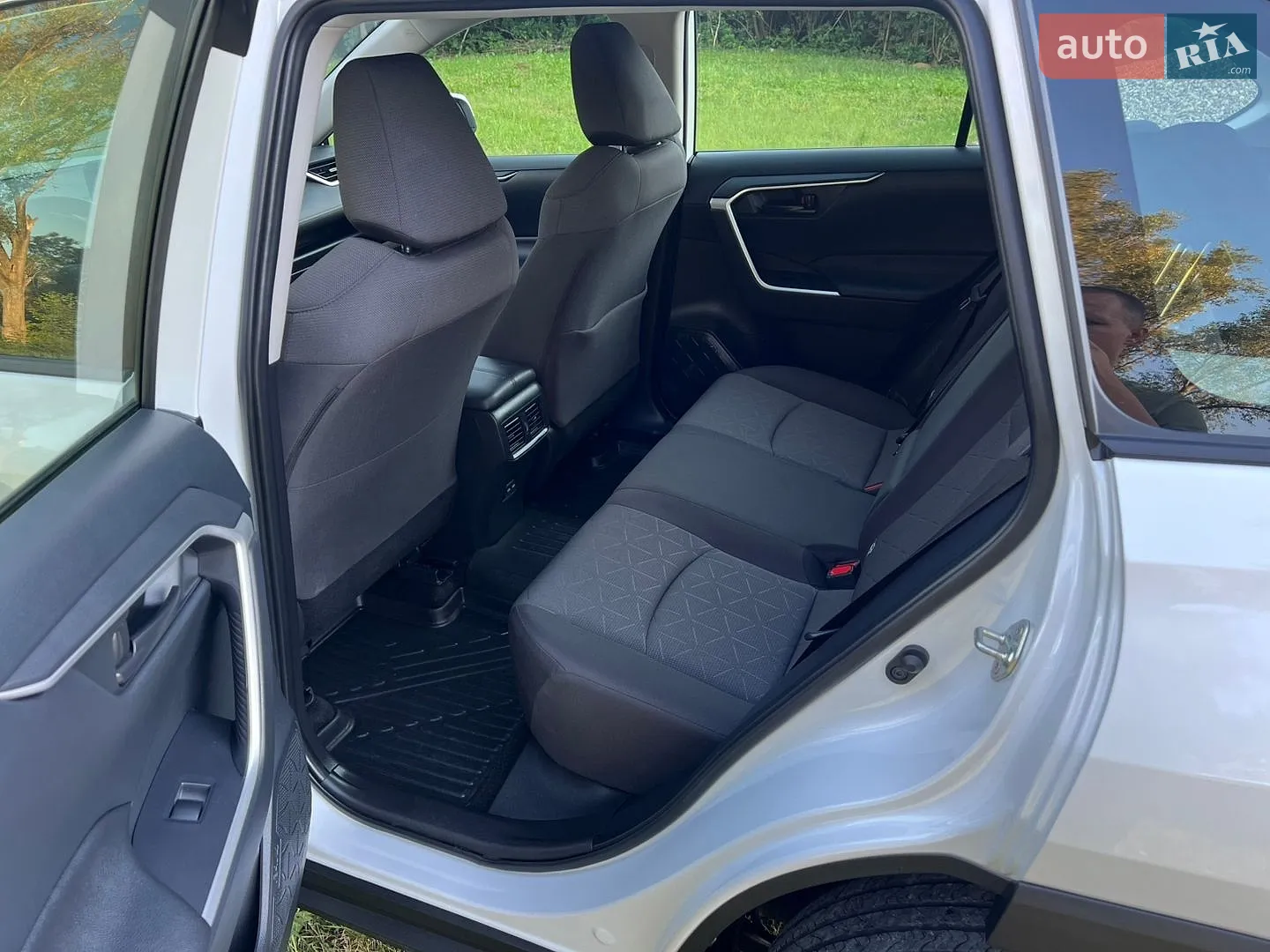 2023 Toyota RAV 4 - мініатюра 17