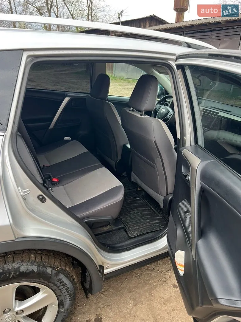 2013 Toyota RAV 4 - мініатюра 8