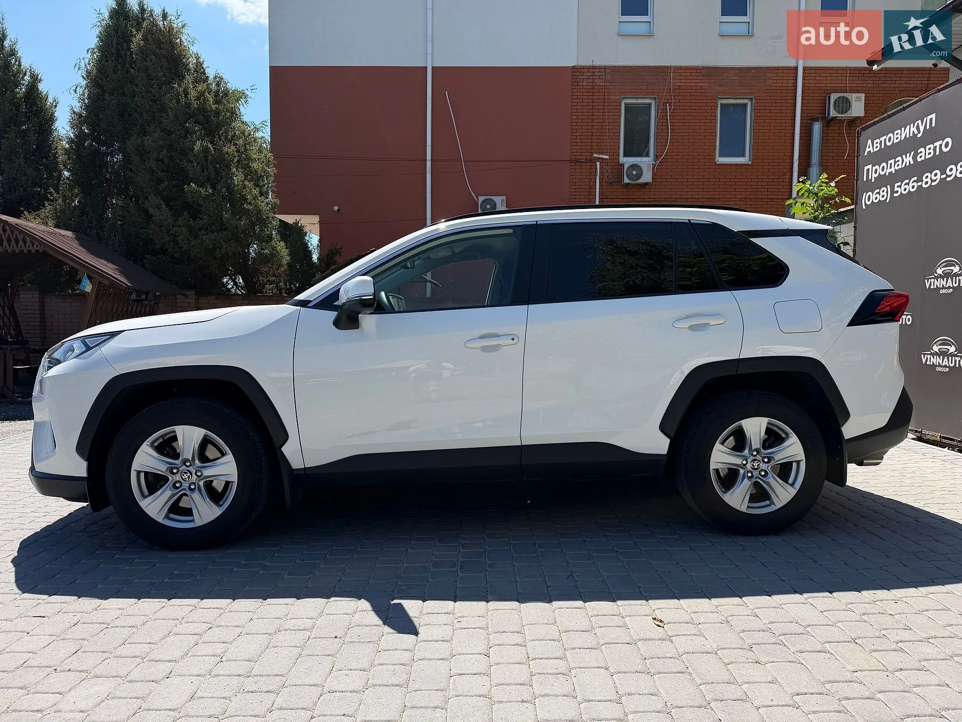 2019 Toyota RAV 4 - мініатюра 8