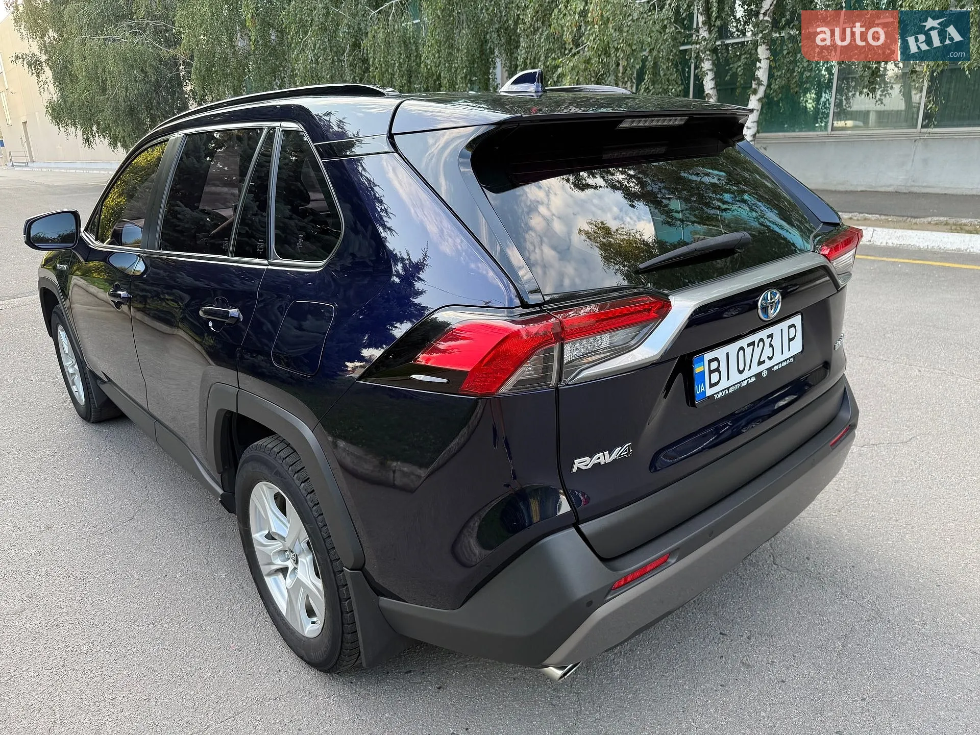 2018 Toyota RAV 4 - мініатюра 11