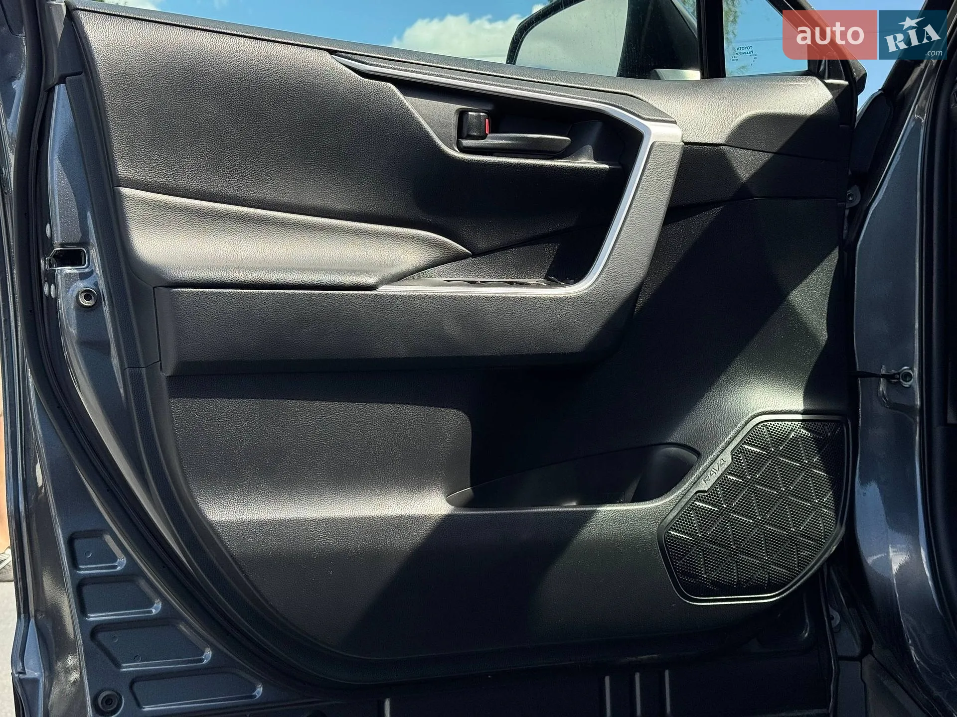2021 Toyota RAV 4 - мініатюра 21