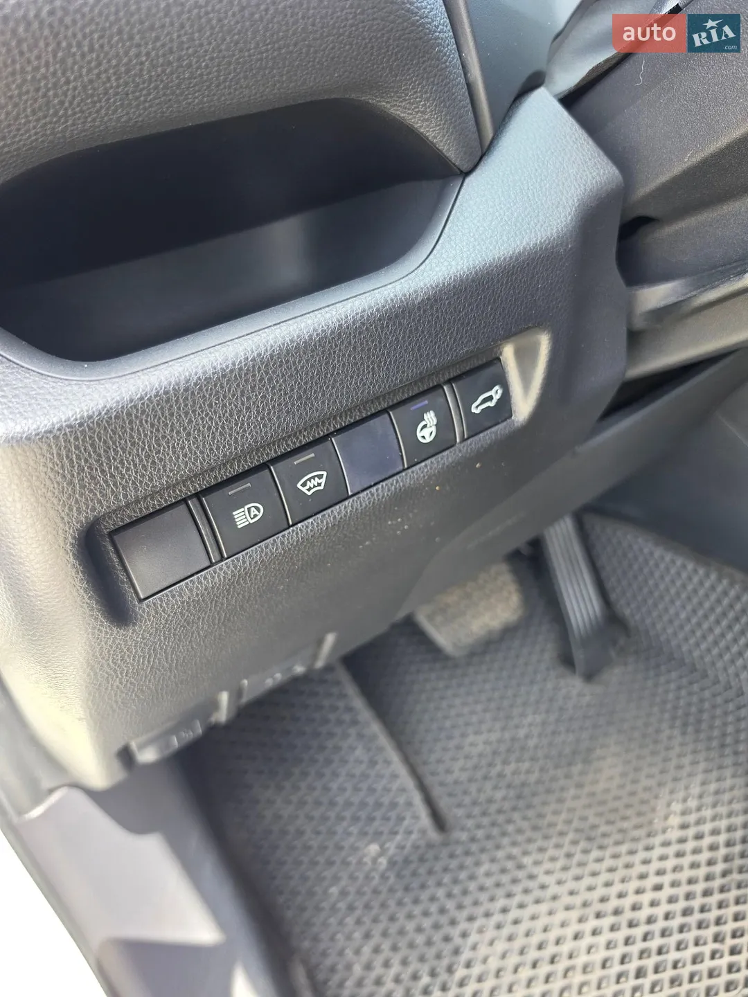 2020 Toyota RAV 4 - мініатюра 11