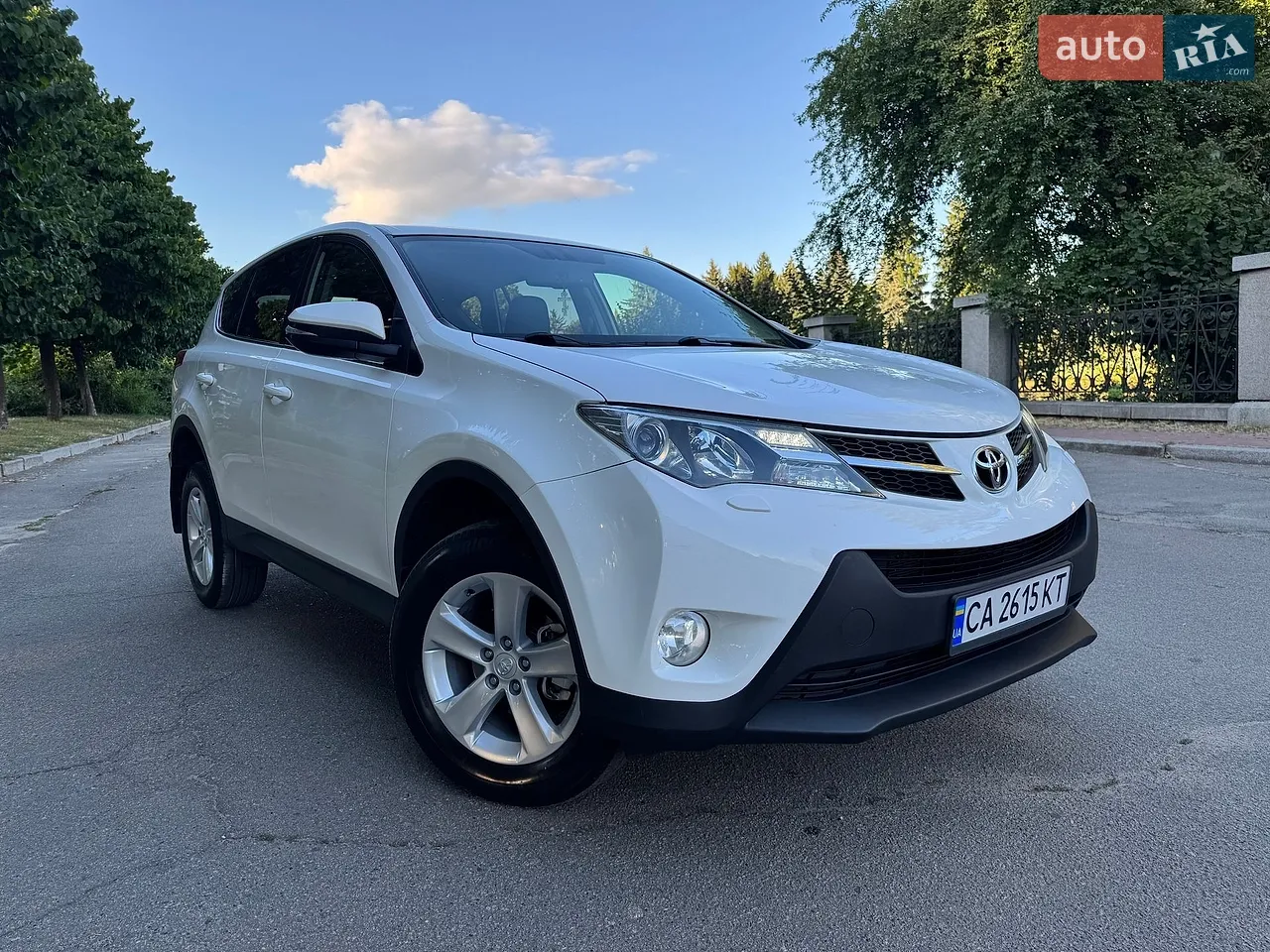 2025 Toyota Camry - мініатюра 32