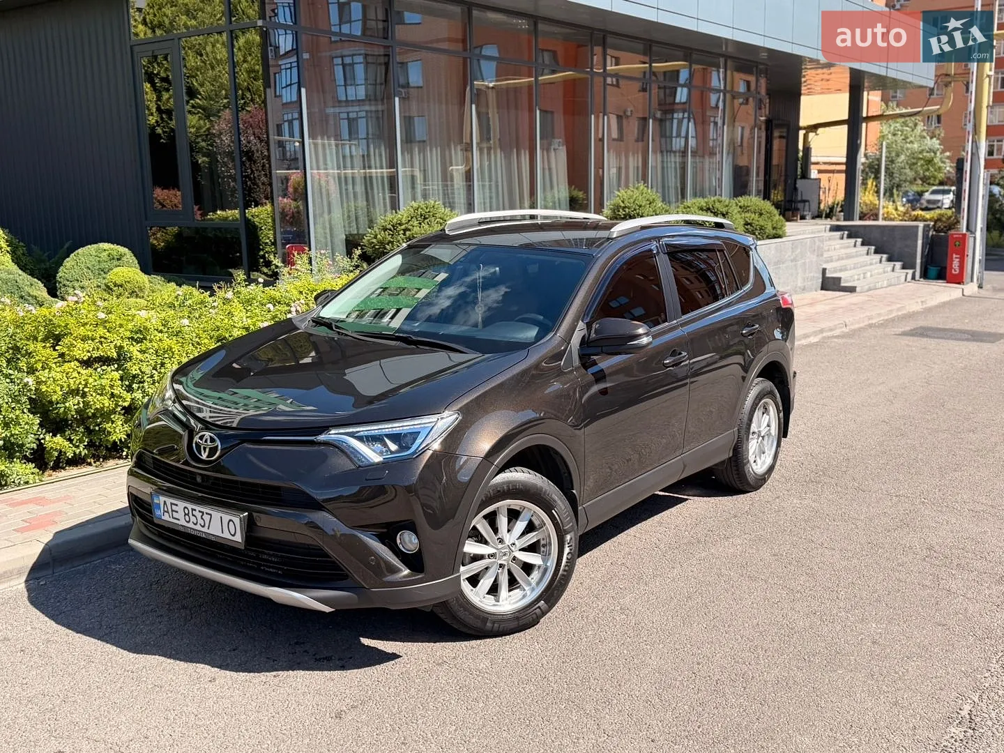 2016 Toyota RAV 4 - мініатюра 3