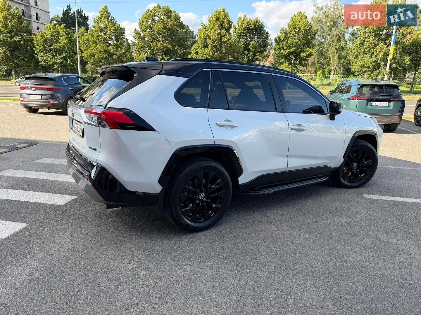 2023 Toyota RAV 4 - фото 1