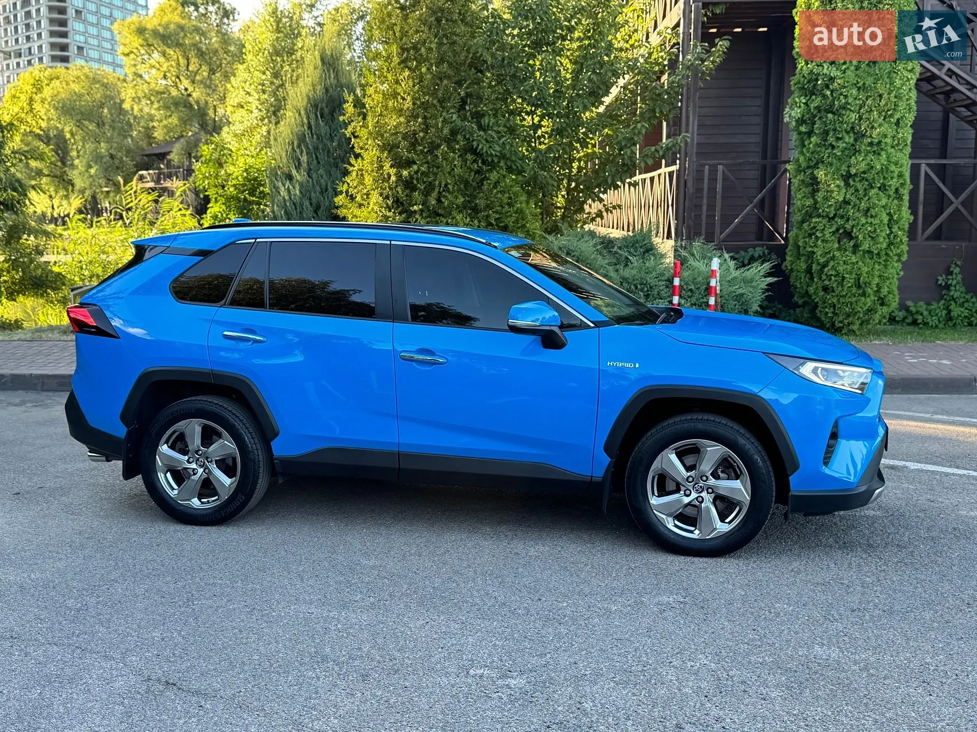 2019 Toyota RAV 4 - мініатюра 9