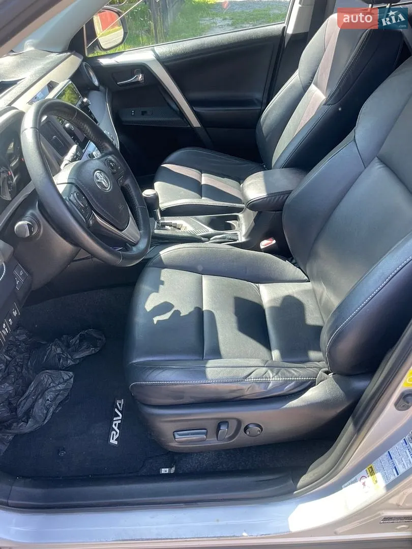 2014 Toyota RAV 4 - мініатюра 12