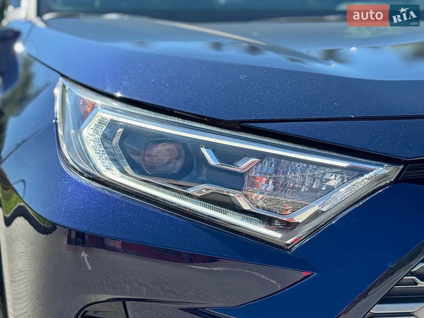 2021 Toyota RAV 4 - мініатюра 13