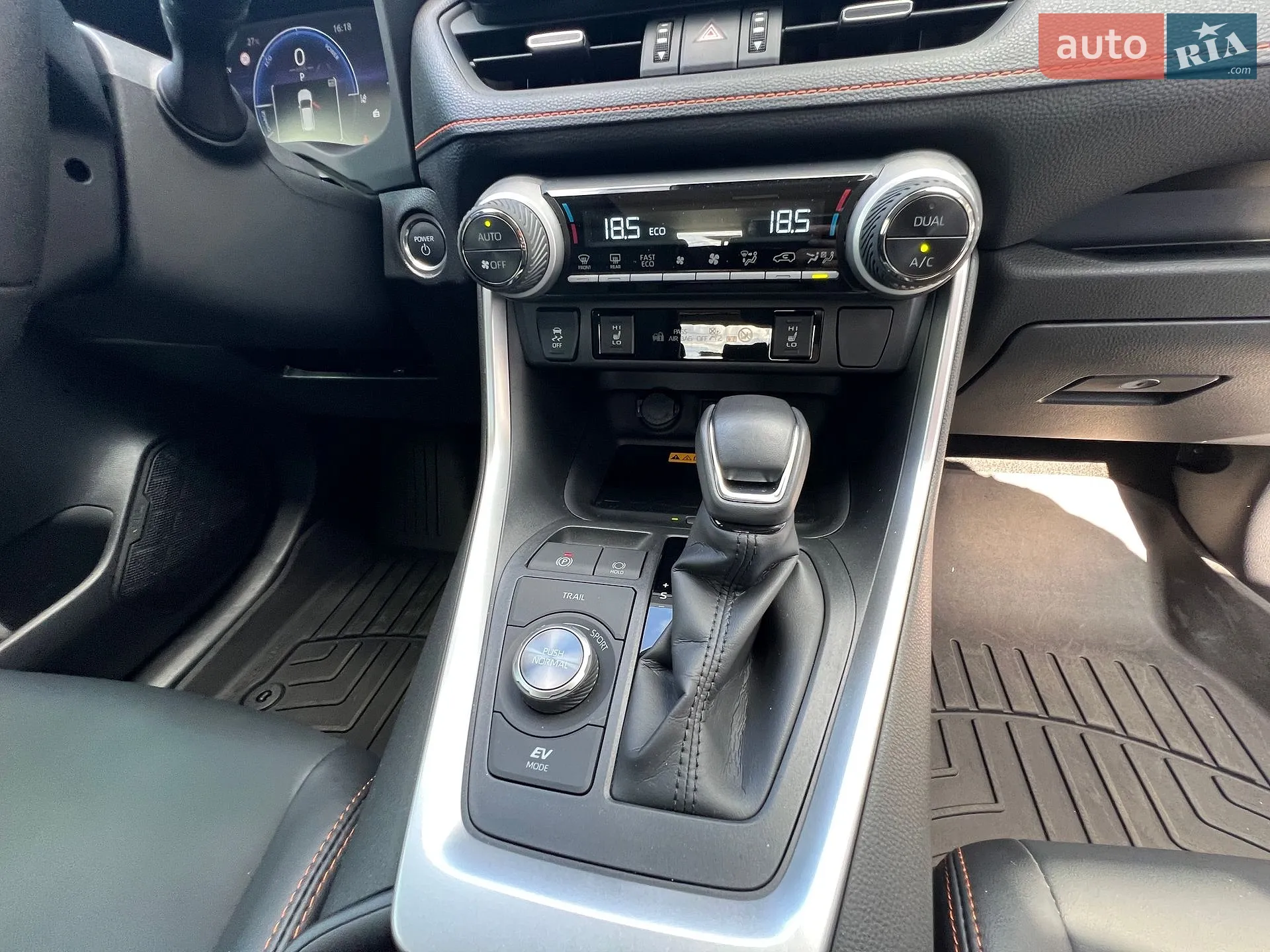 2024 Toyota RAV 4 - мініатюра 32