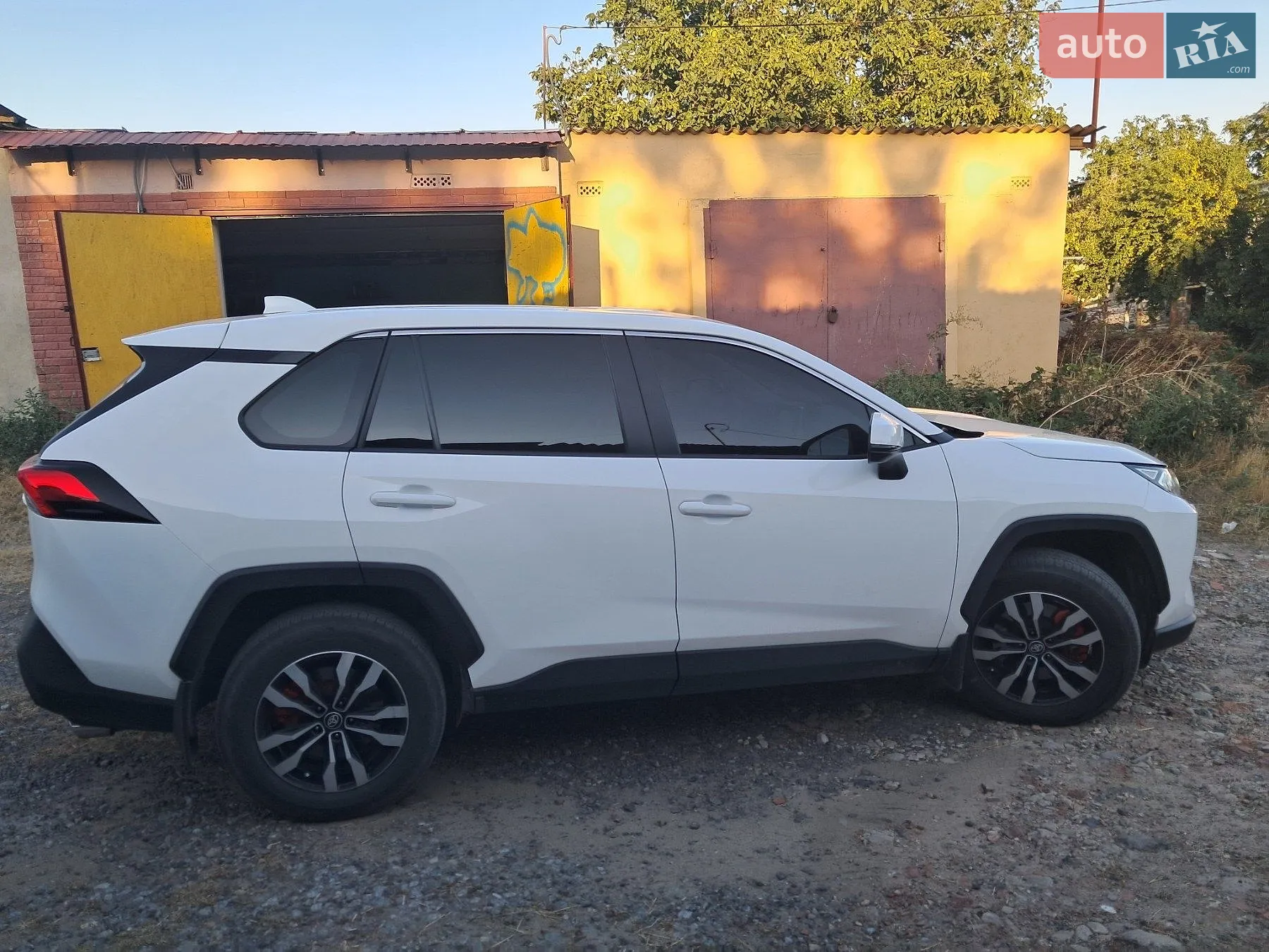 2020 Toyota RAV 4 - мініатюра 2
