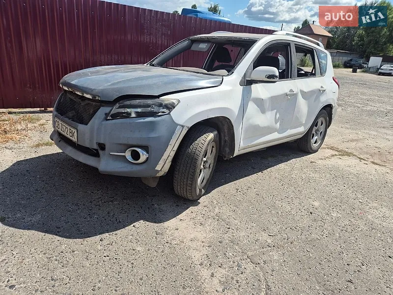 Toyota RAV4 2011