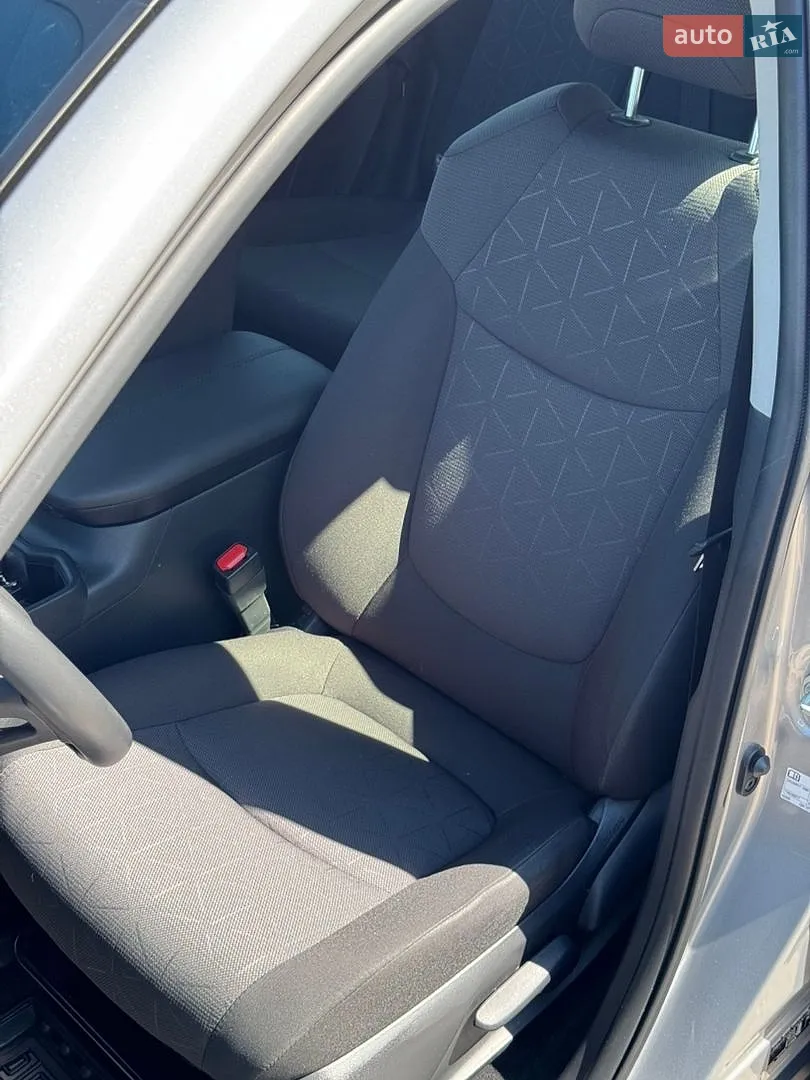 2023 Toyota RAV 4 - мініатюра 6