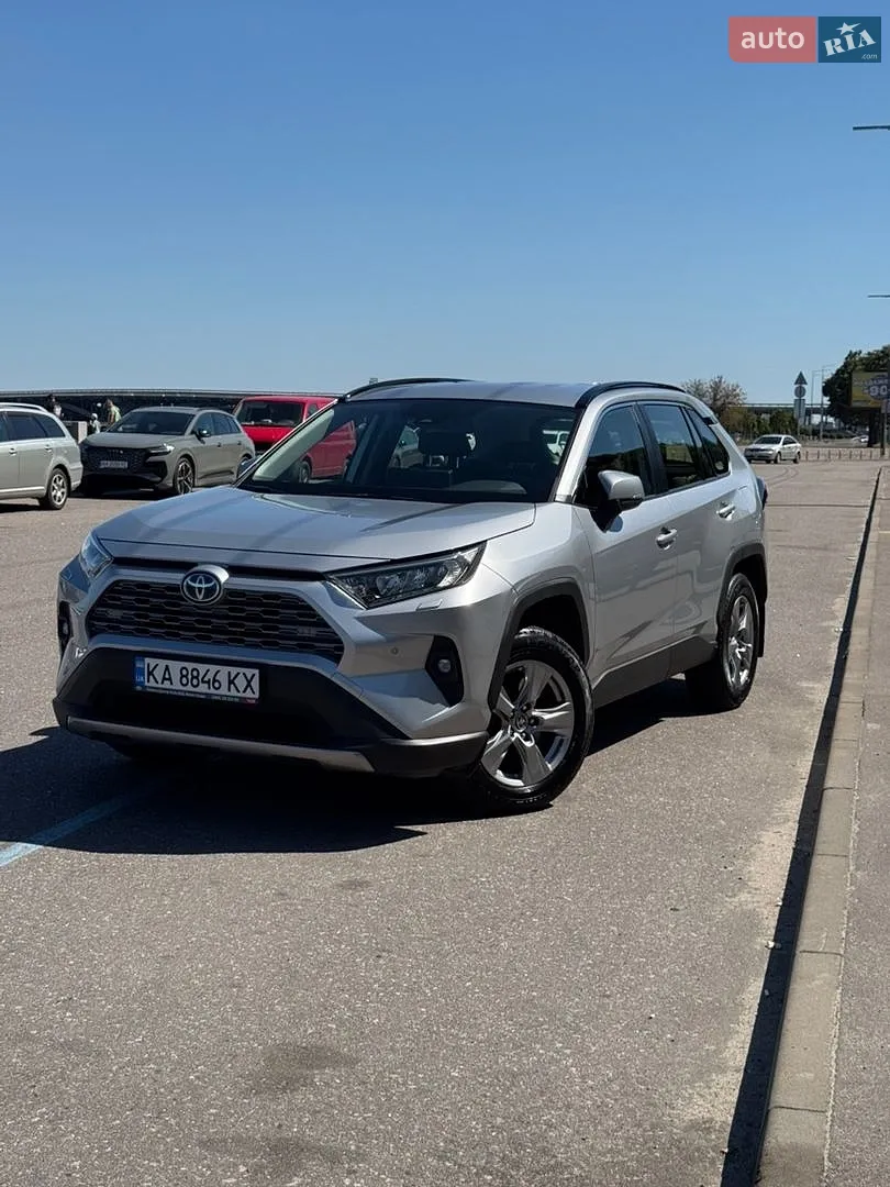 2023 Toyota RAV 4 - фото 1