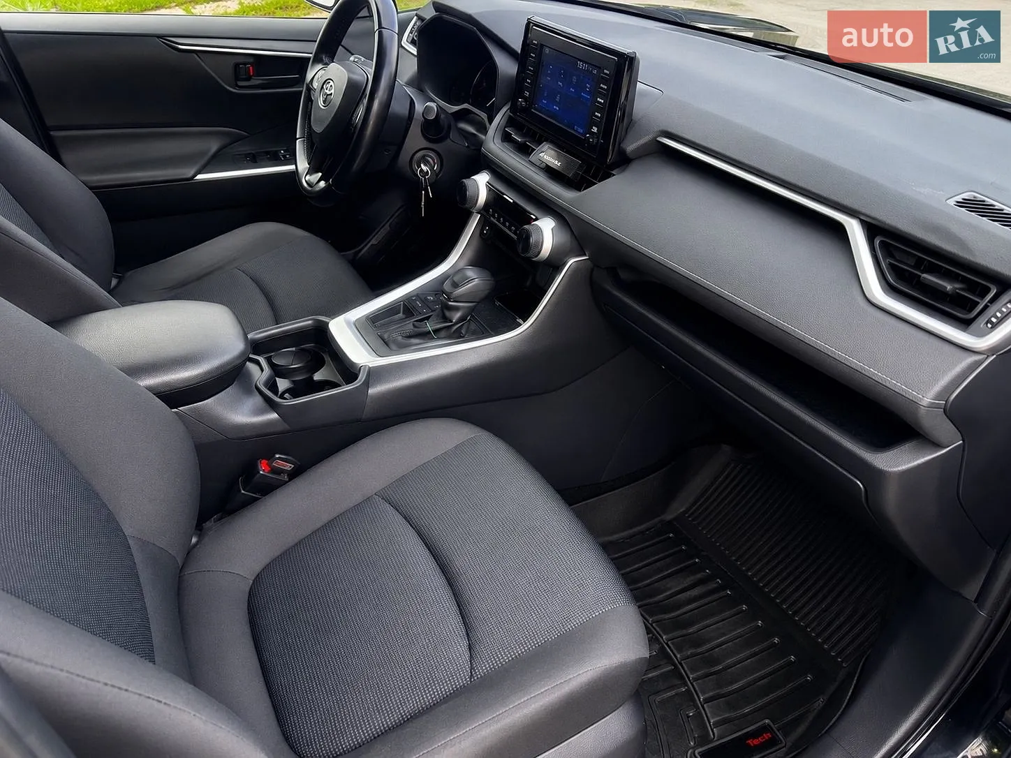 2019 Toyota RAV 4 - мініатюра 10