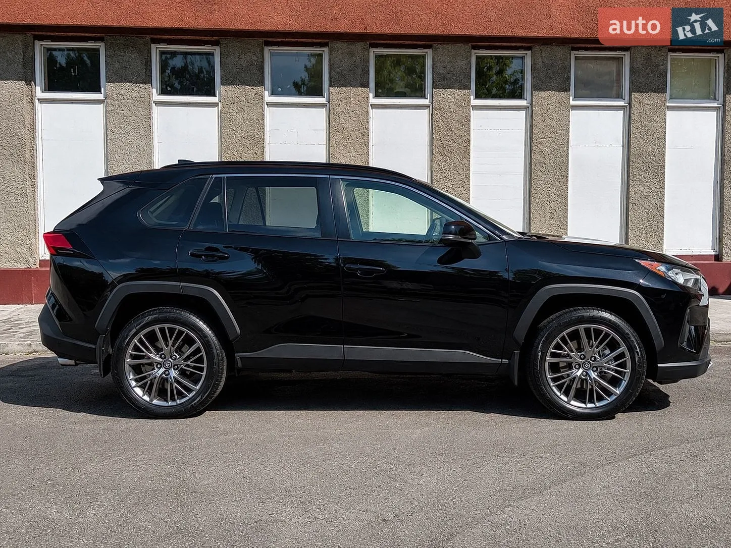 2019 Toyota RAV 4 - мініатюра 3