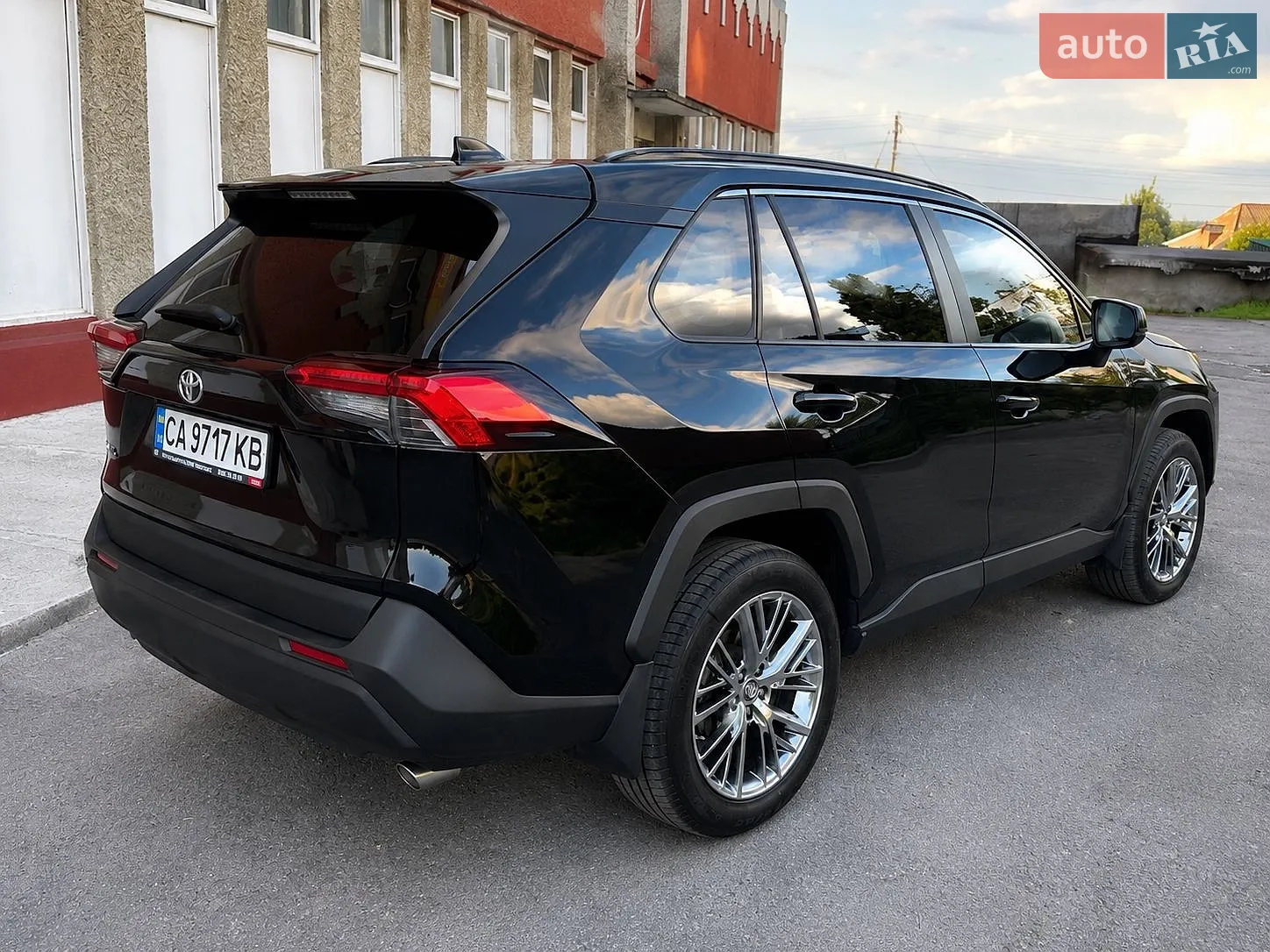 2019 Toyota RAV 4 - мініатюра 5