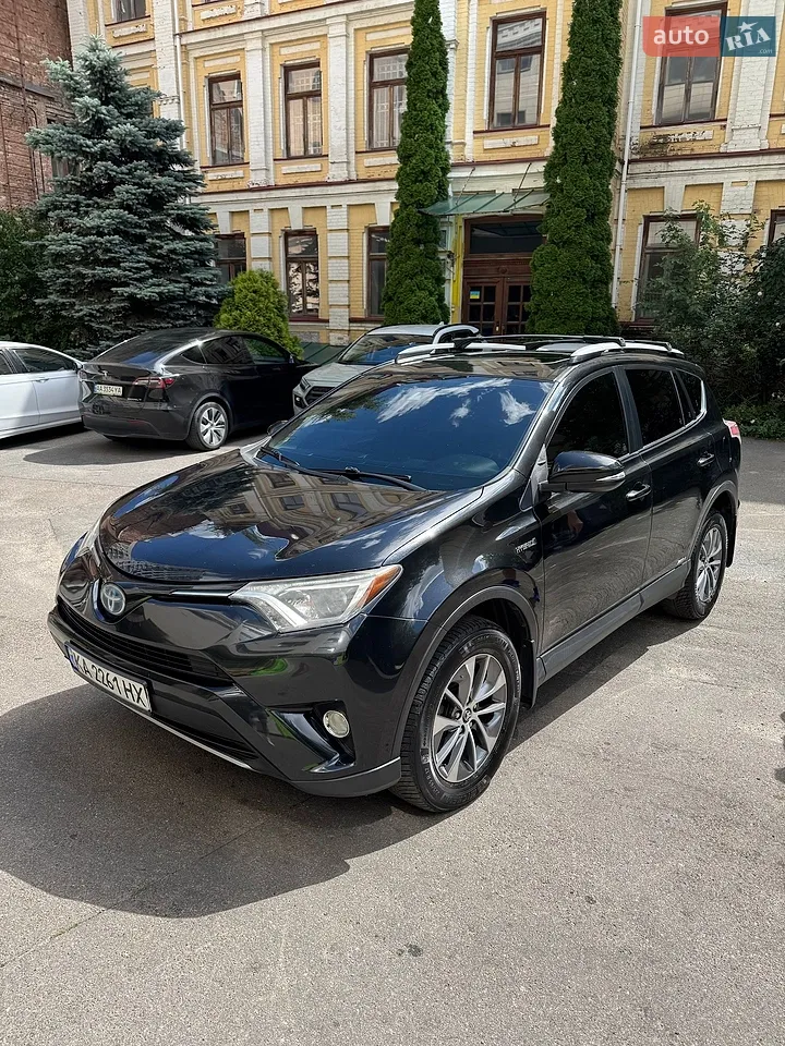 2017 Toyota RAV 4 - мініатюра 12