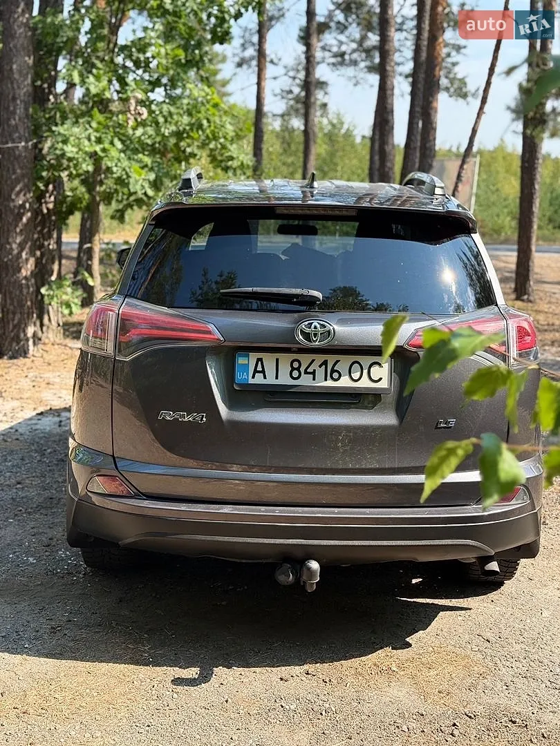 2016 Toyota RAV 4 - мініатюра 6
