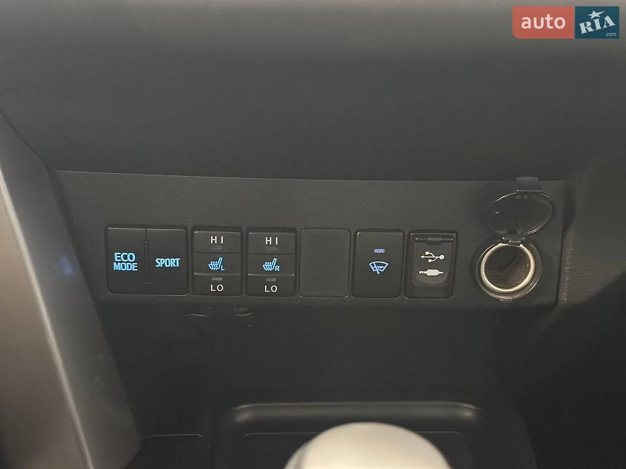 2016 Toyota RAV 4 - мініатюра 15