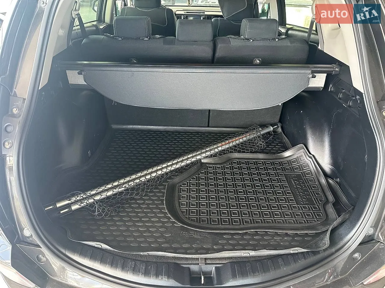 2016 Toyota RAV 4 - мініатюра 18