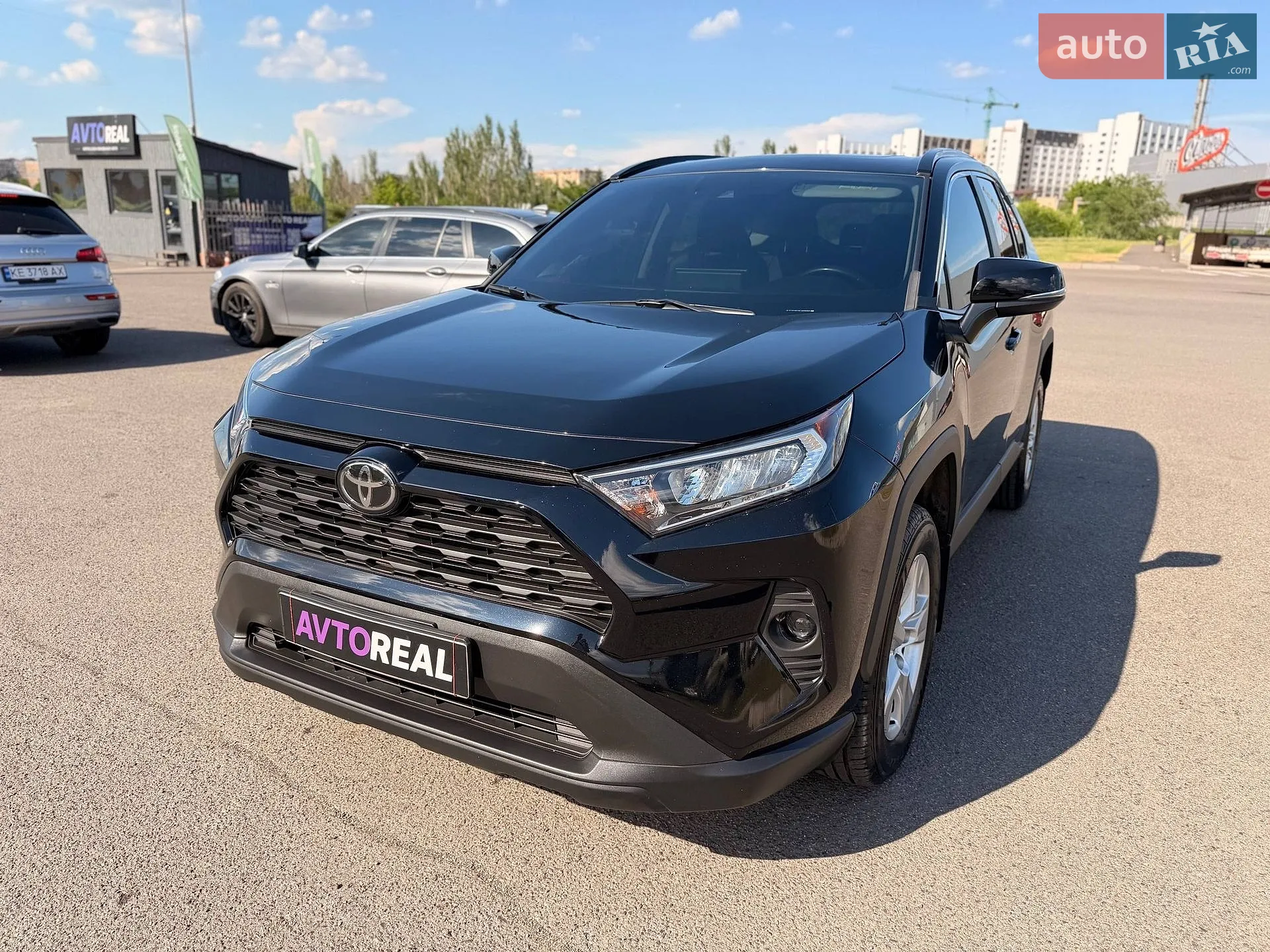 2020 Toyota RAV 4 - мініатюра 11