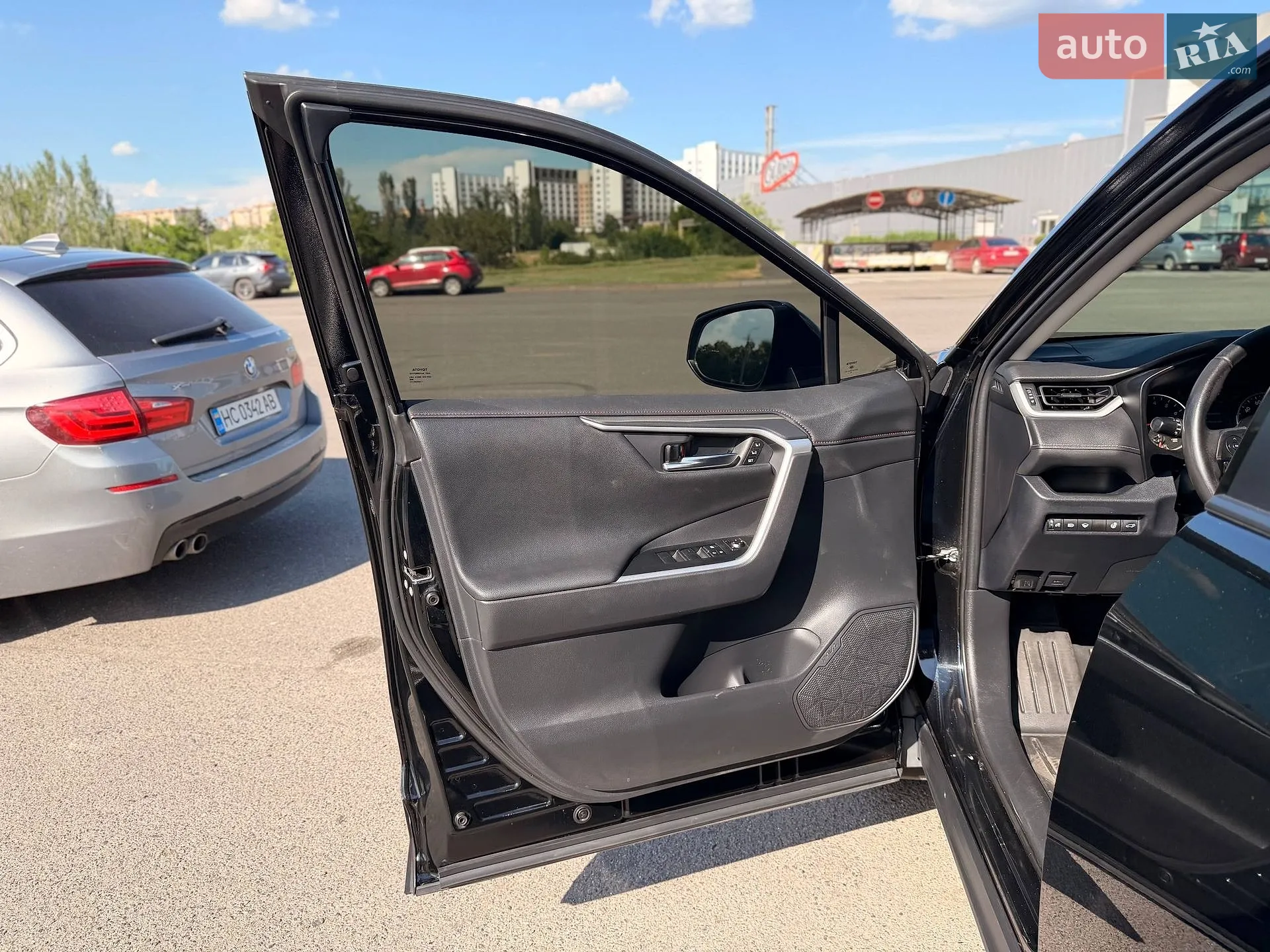 2020 Toyota RAV 4 - мініатюра 35