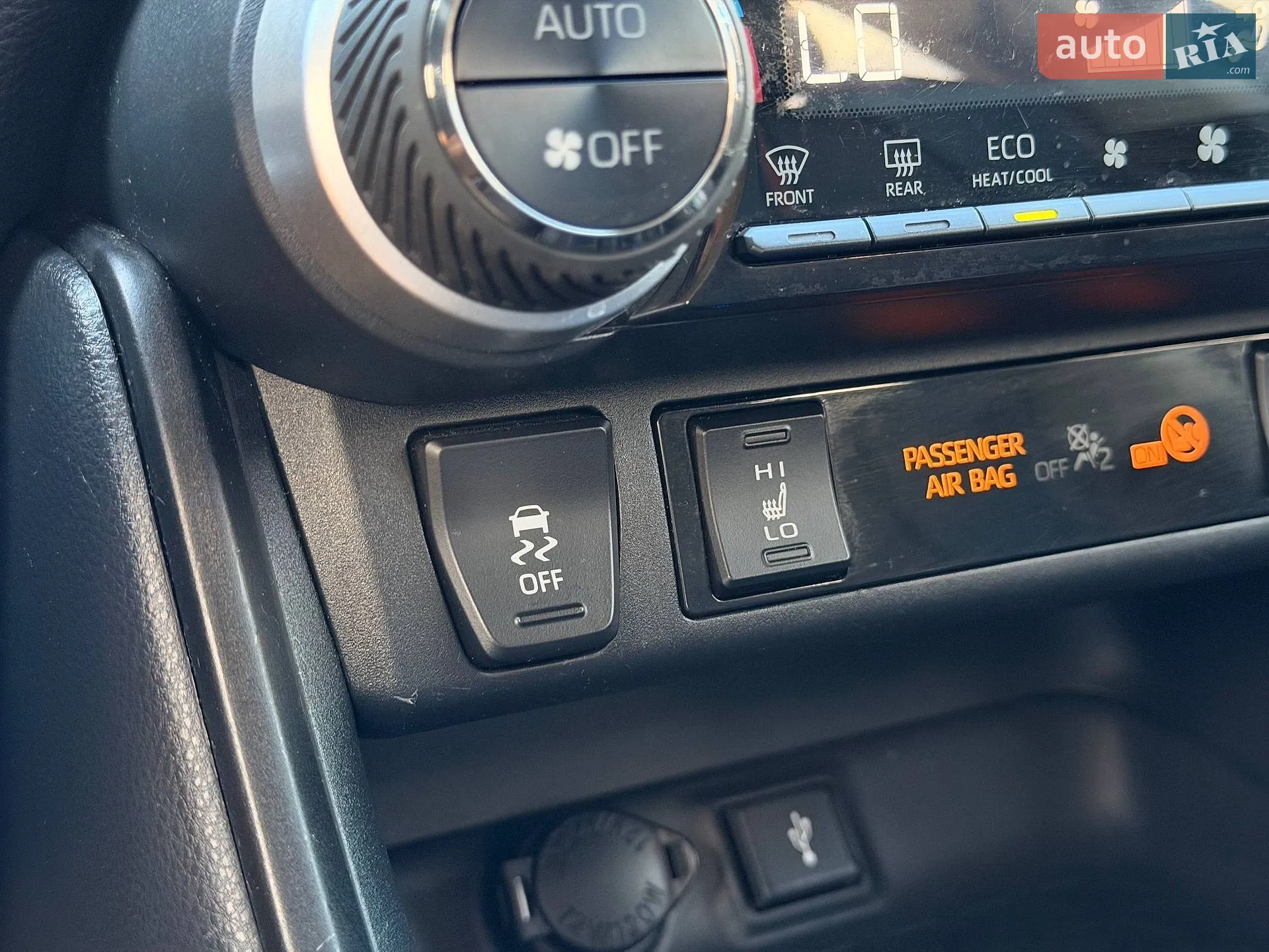 2020 Toyota RAV 4 - мініатюра 79