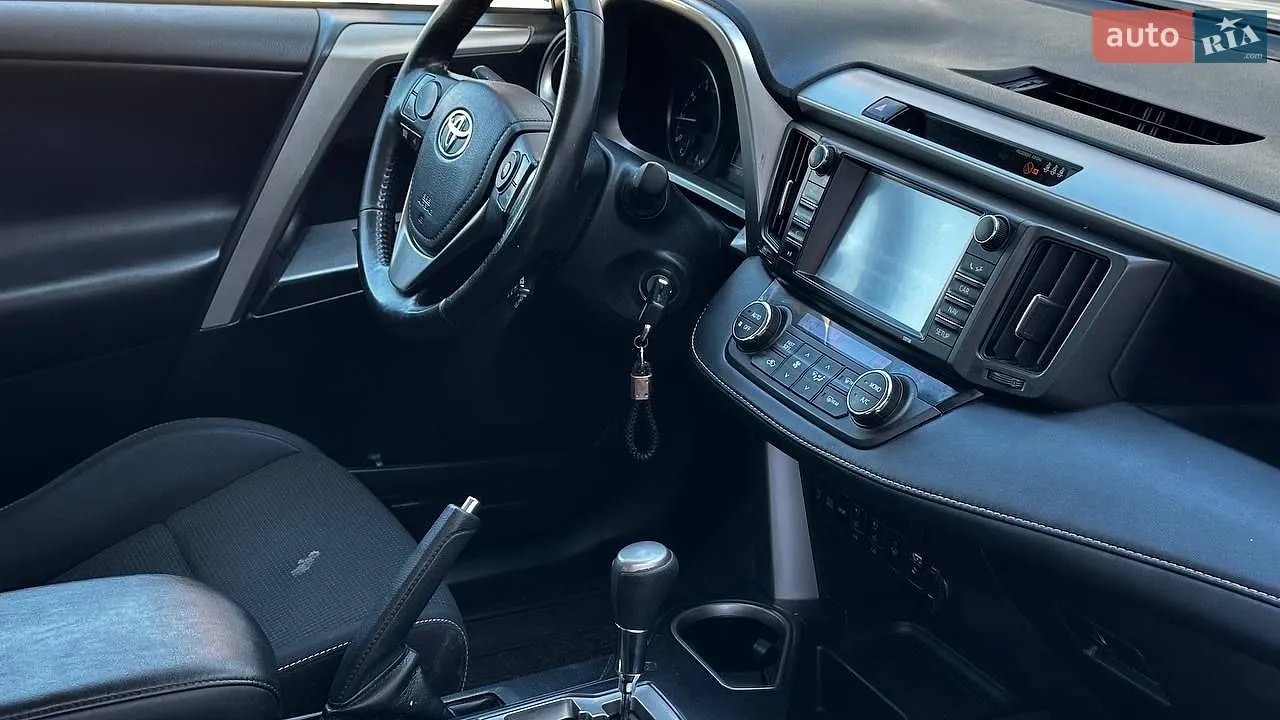 2018 Toyota RAV 4 - мініатюра 12