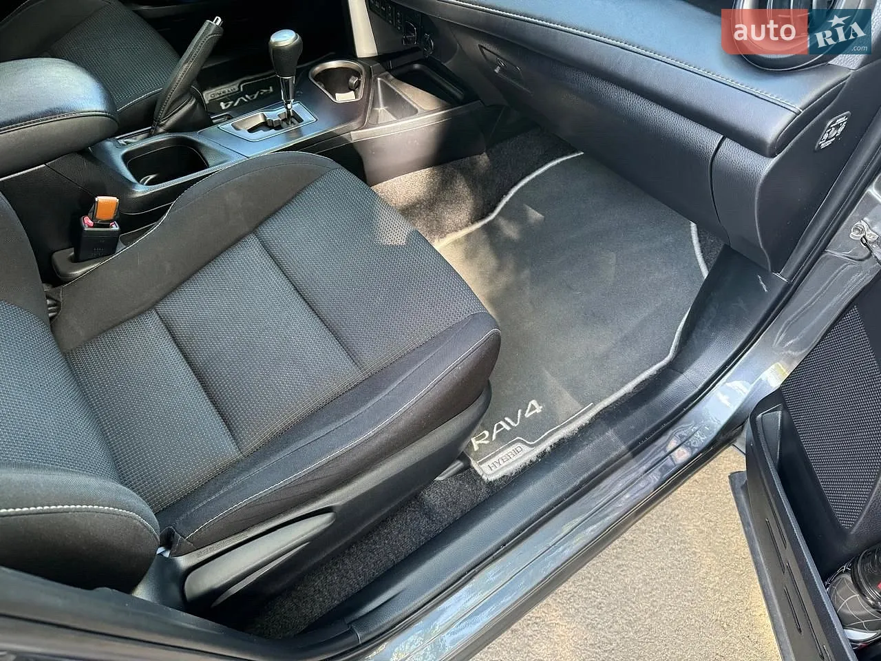 2017 Toyota RAV 4 - мініатюра 10