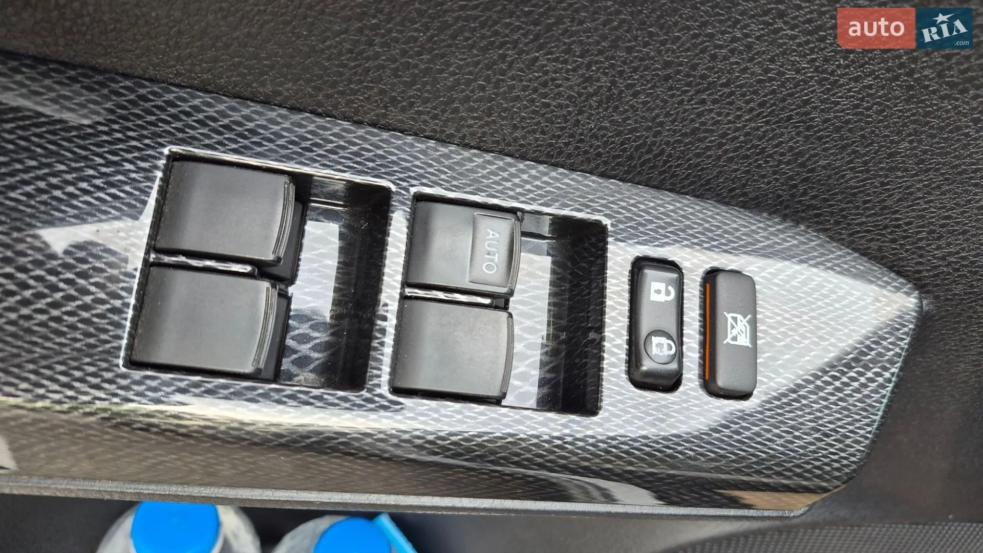 2017 Toyota RAV 4 - мініатюра 19