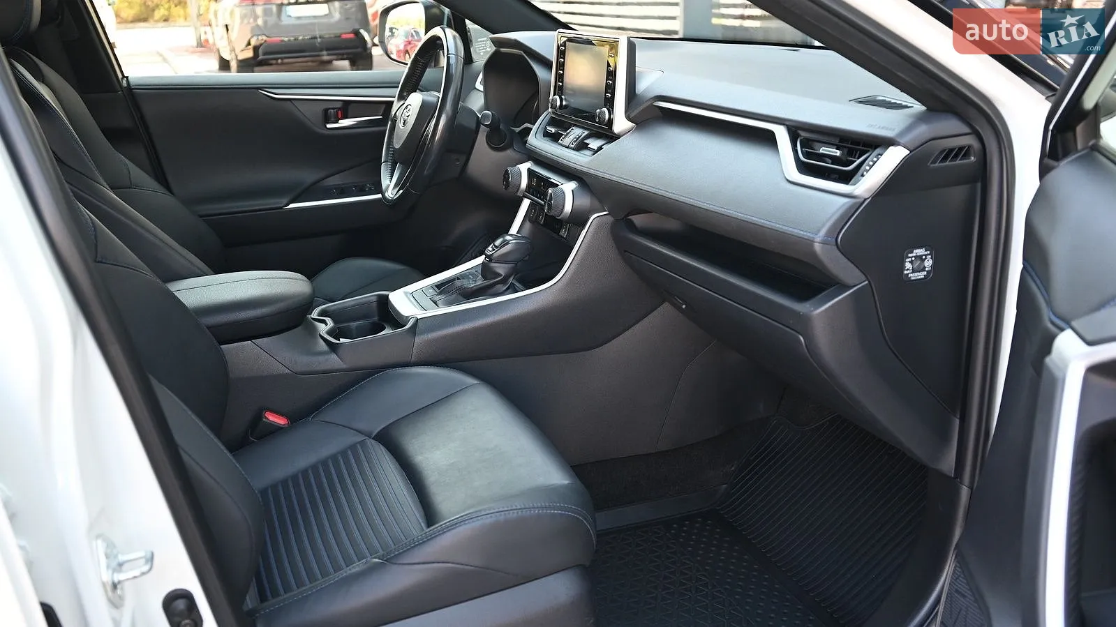 2021 Toyota RAV 4 - мініатюра 6