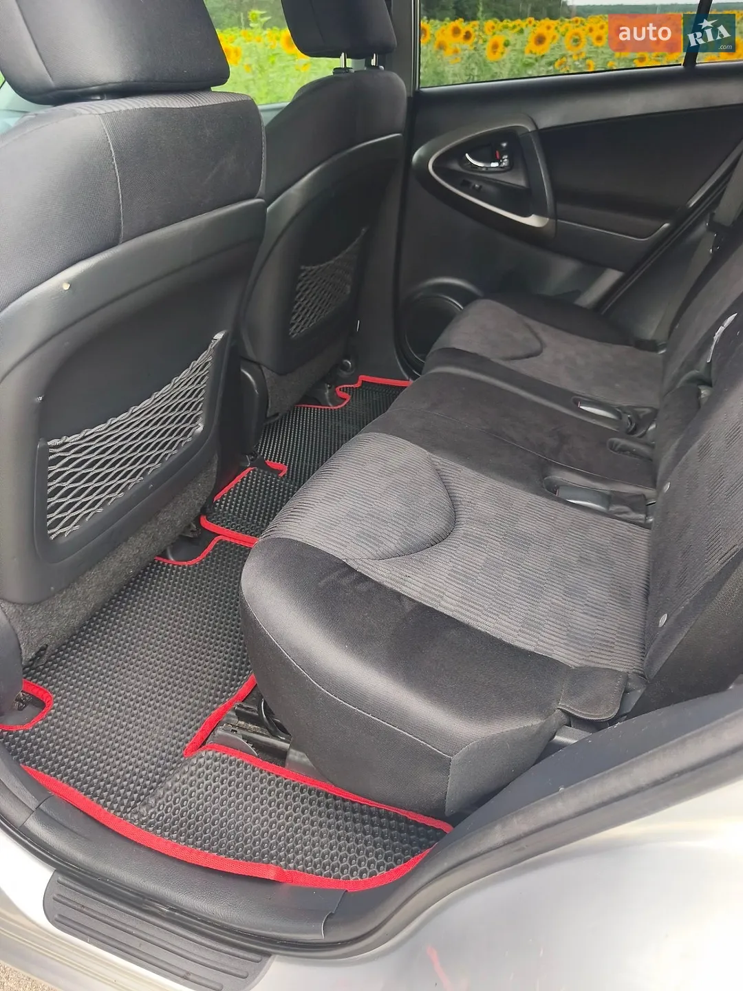 2010 Toyota RAV 4 - мініатюра 15