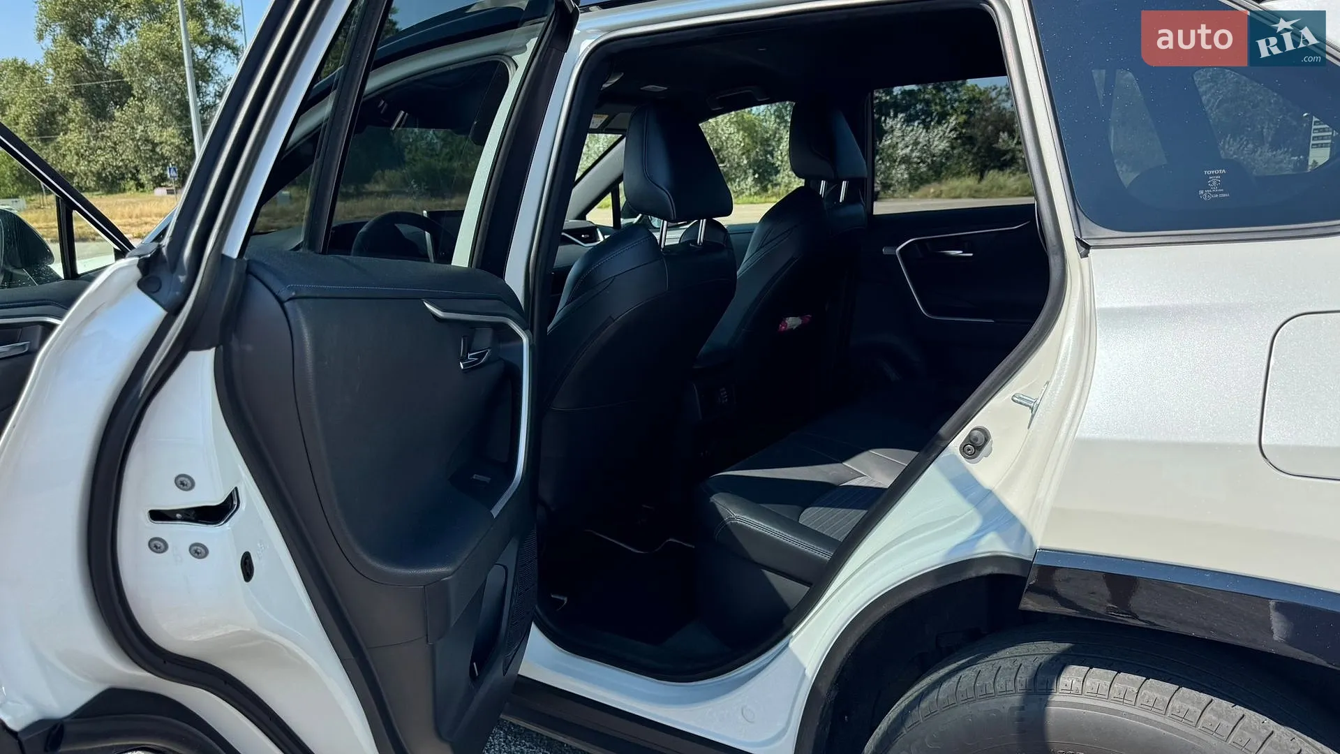 2021 Toyota RAV 4 - мініатюра 12