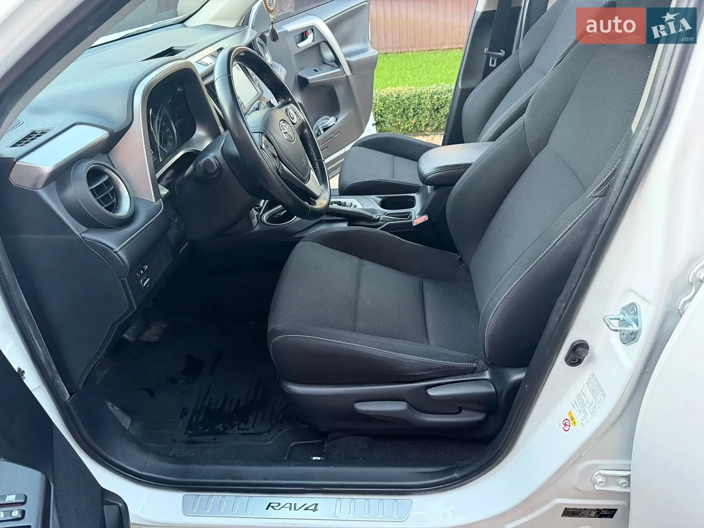 2017 Toyota RAV 4 - мініатюра 20