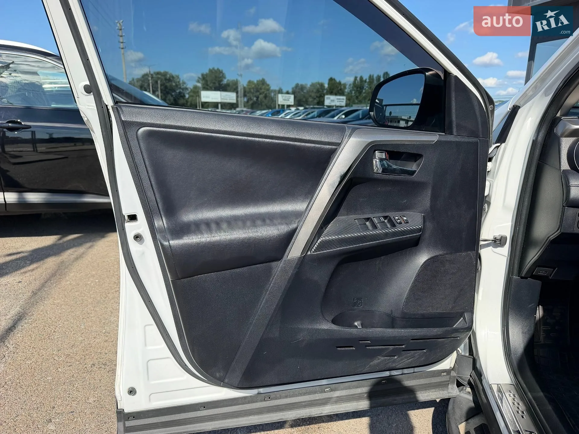 2013 Toyota RAV 4 - мініатюра 12