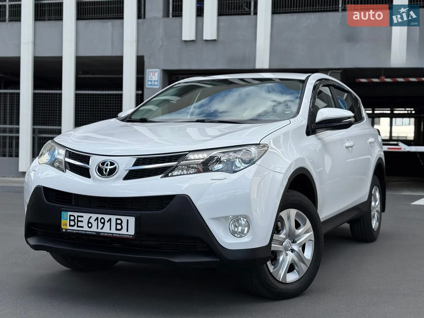 2014 Toyota RAV 4 - мініатюра 10